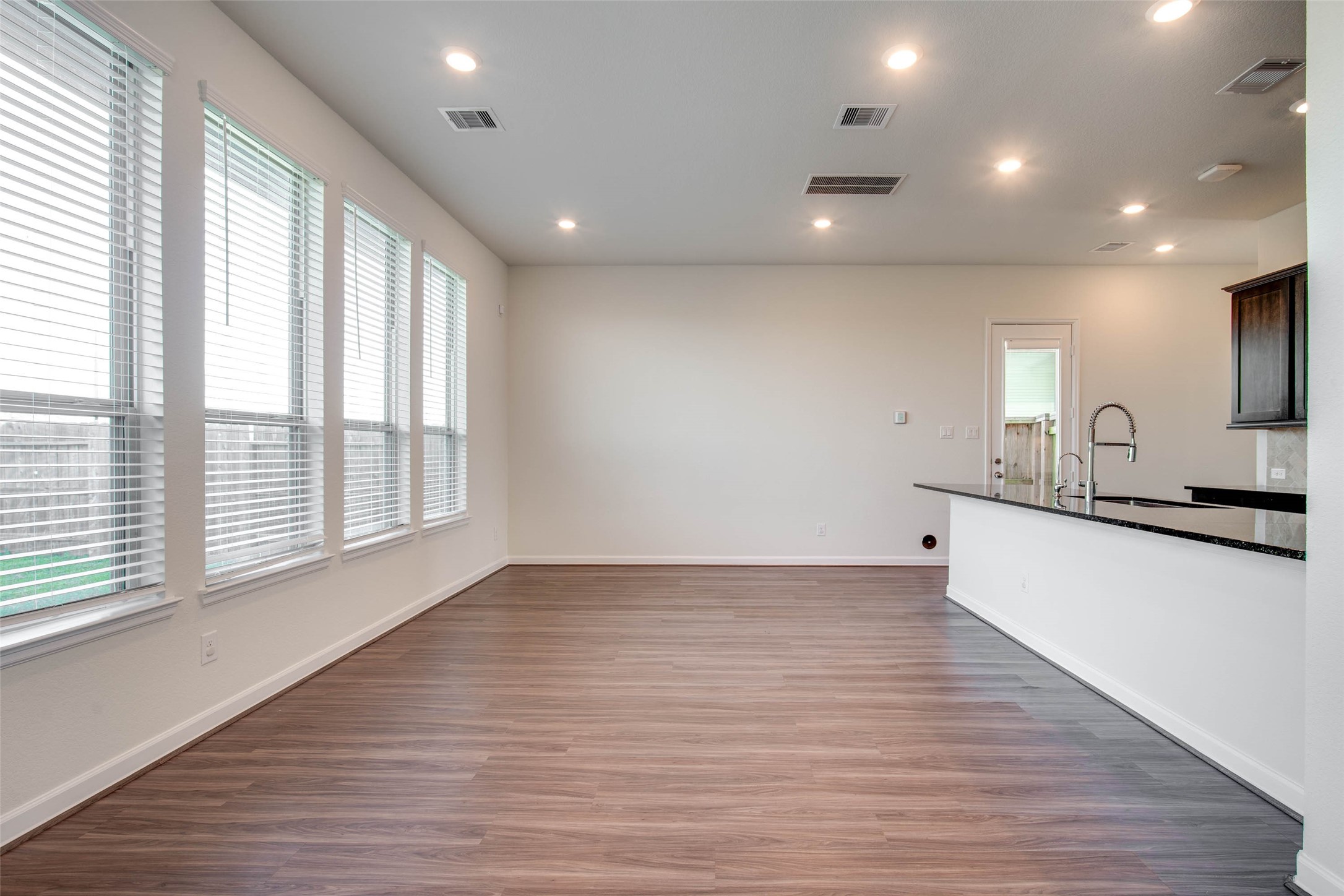 22746 Sutherland Bend Lane Property Photo 17