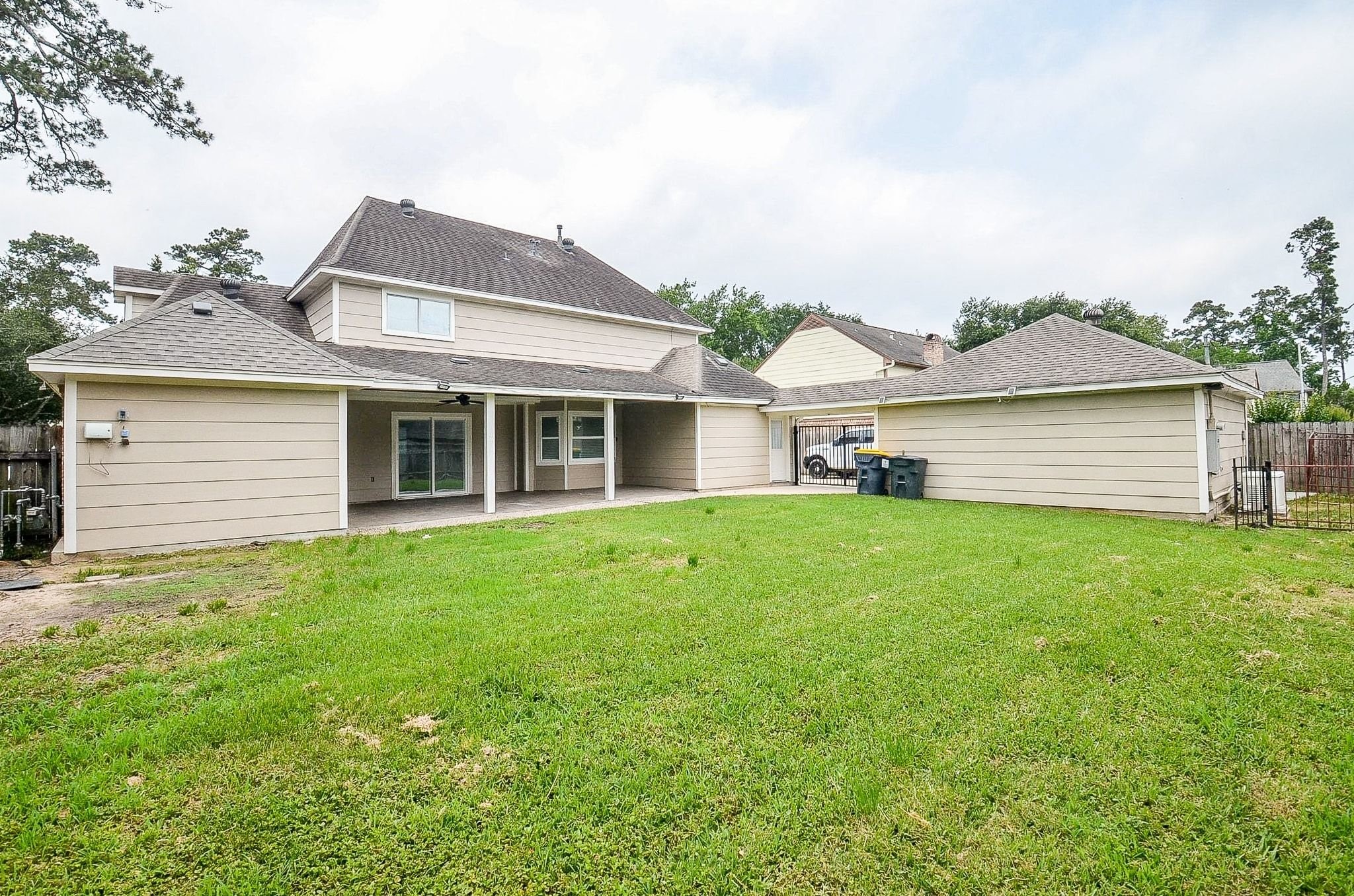 15614 Dawnbrook Drive Property Photo 5
