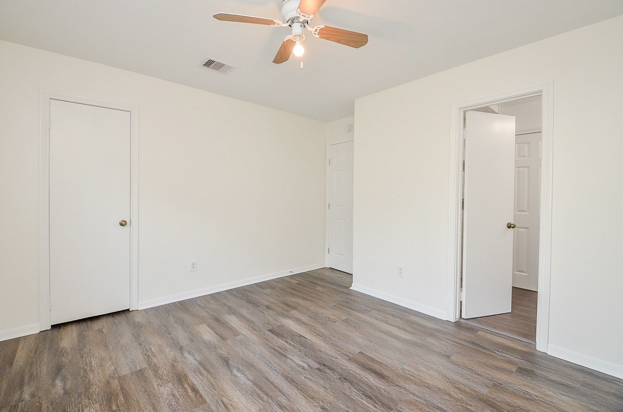 15614 Dawnbrook Drive Property Photo 29