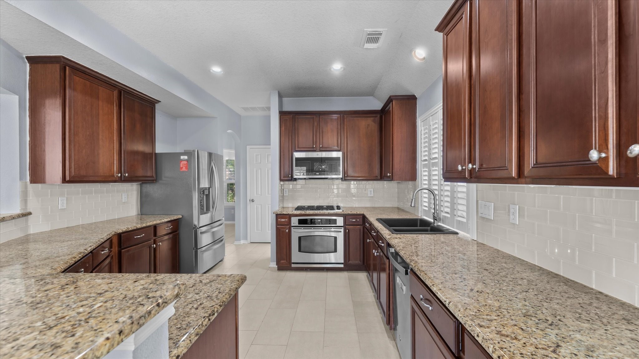 7318 Hickory Canyon Court Property Photo 14