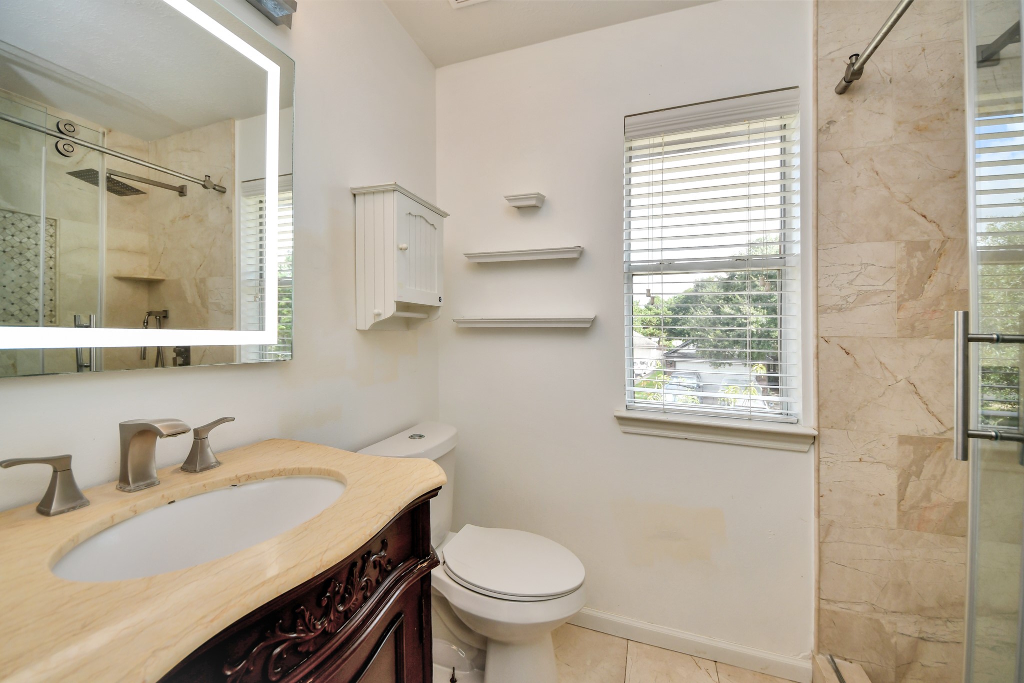22030 Gold Leaf Trail Property Photo 3