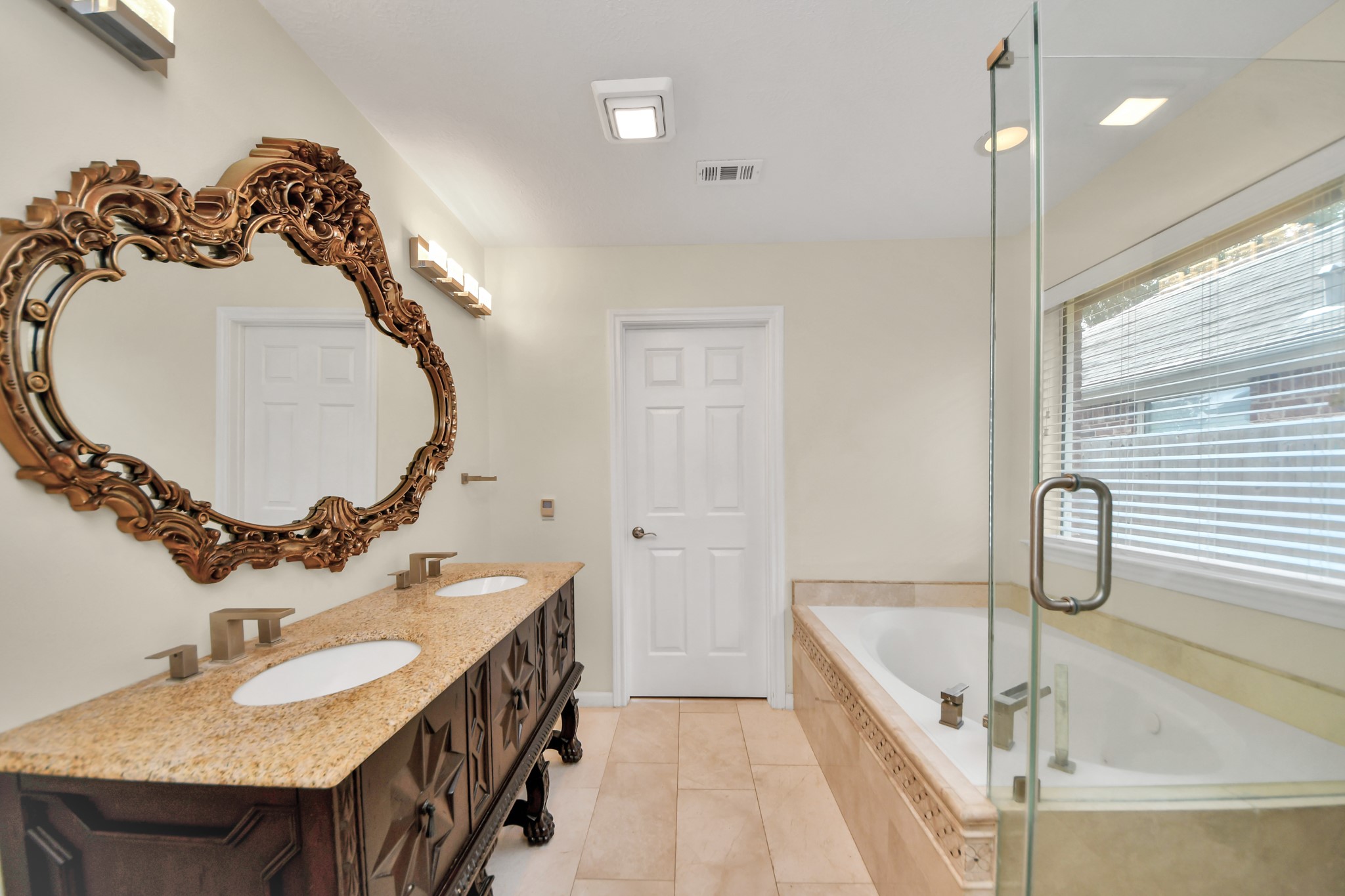 22030 Gold Leaf Trail Property Photo 5