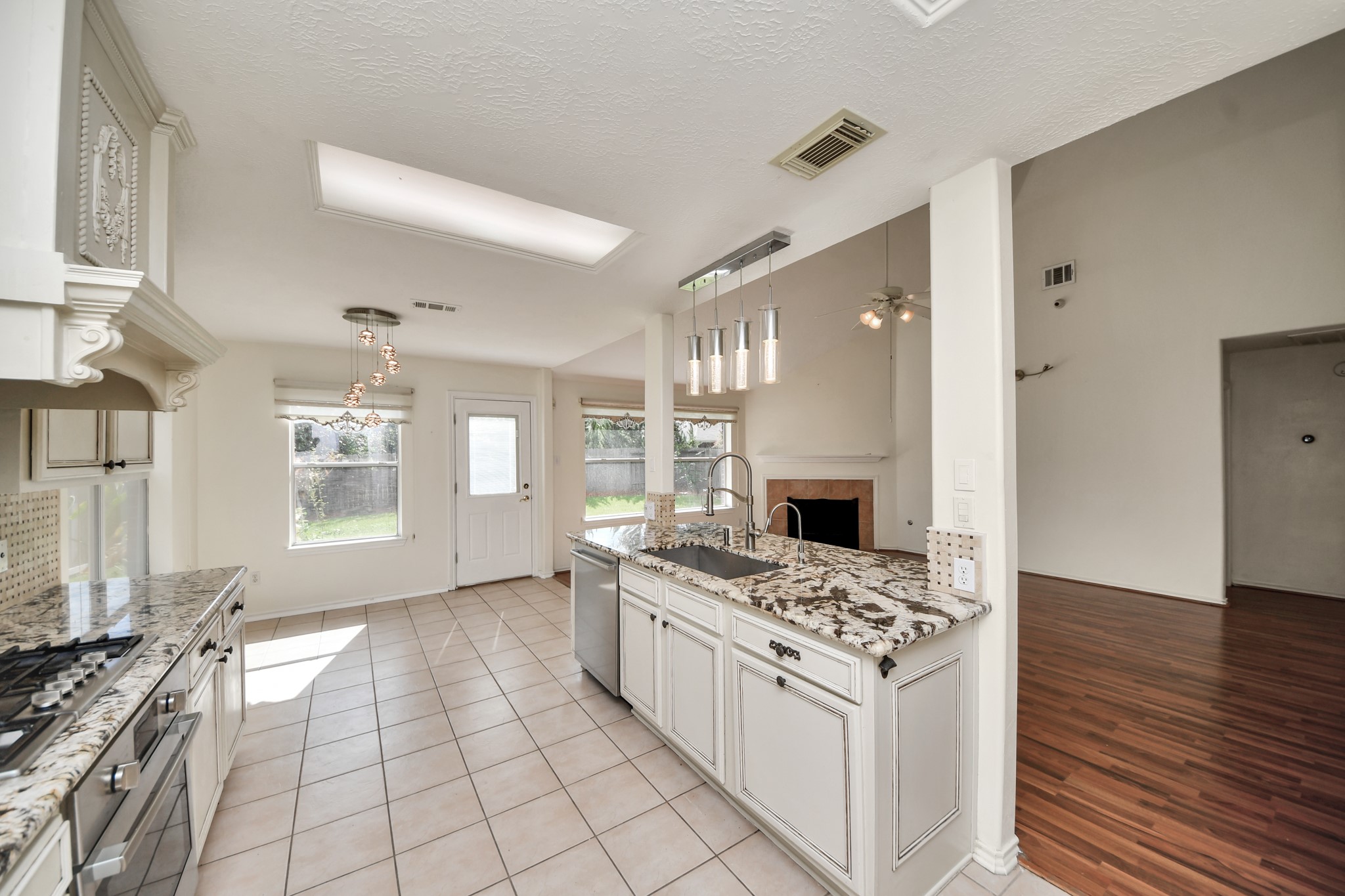 22030 Gold Leaf Trail Property Photo 13