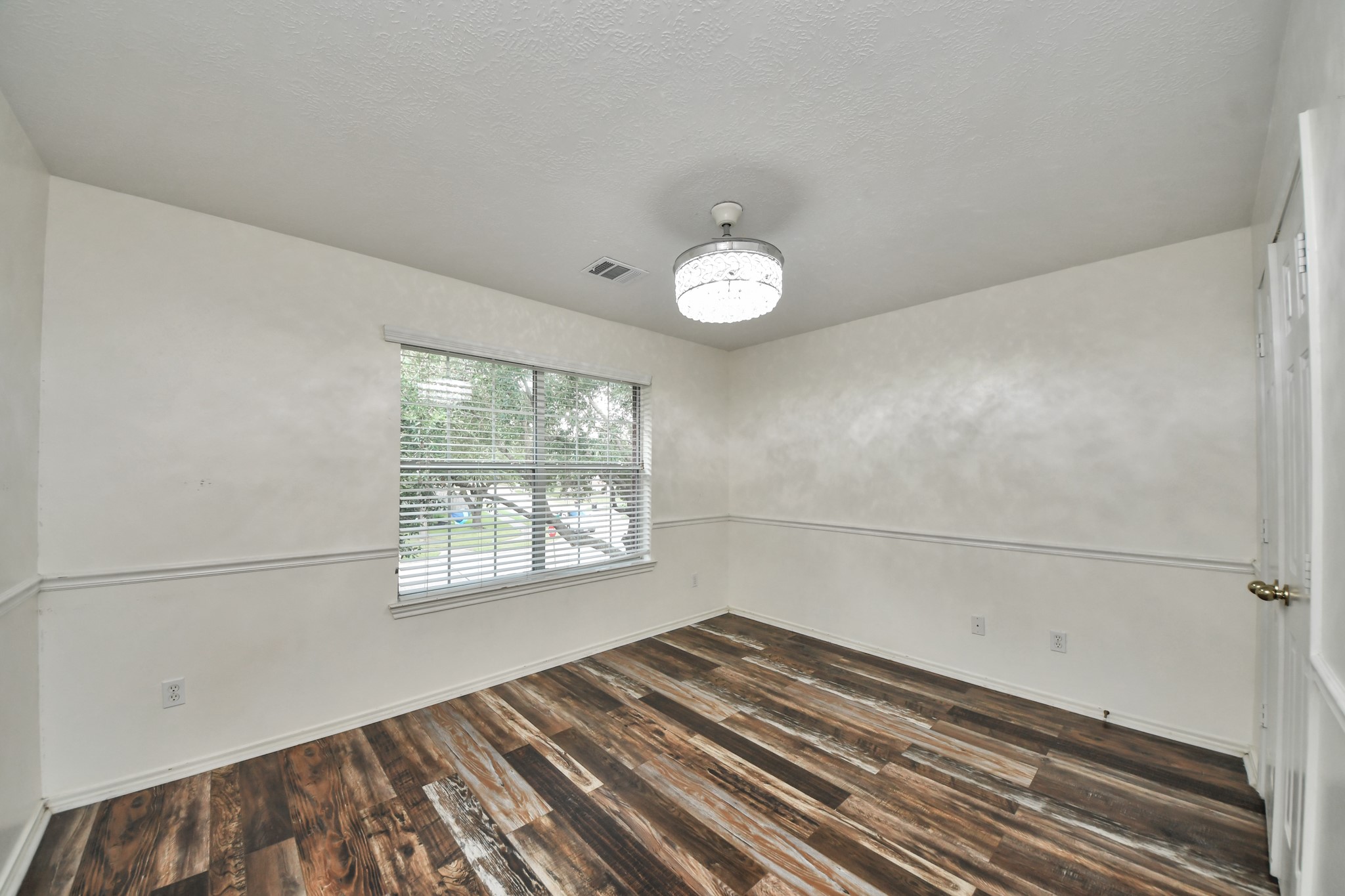22030 Gold Leaf Trail Property Photo 31