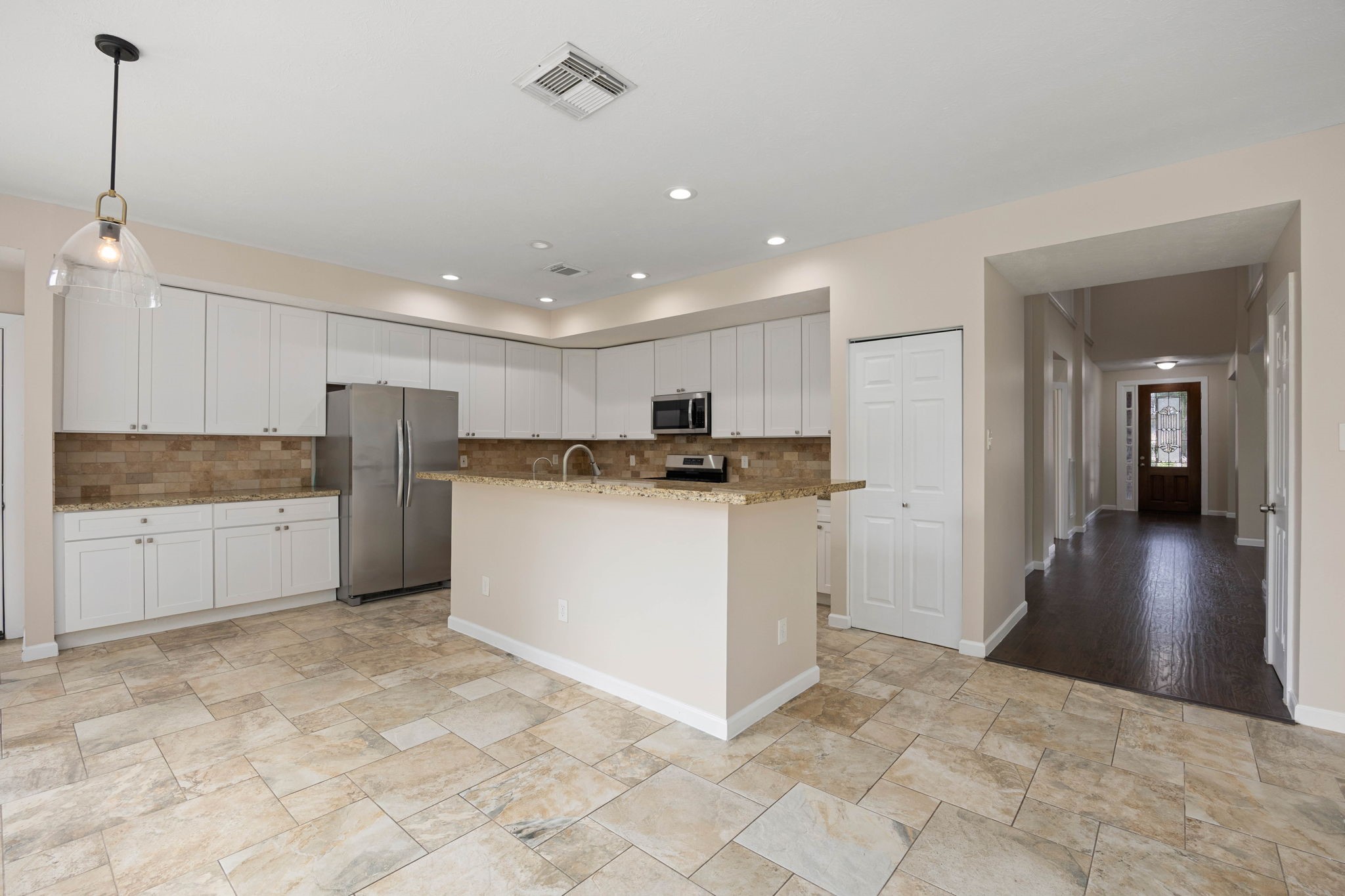 6335 Borg Breakpoint Drive Property Photo 8