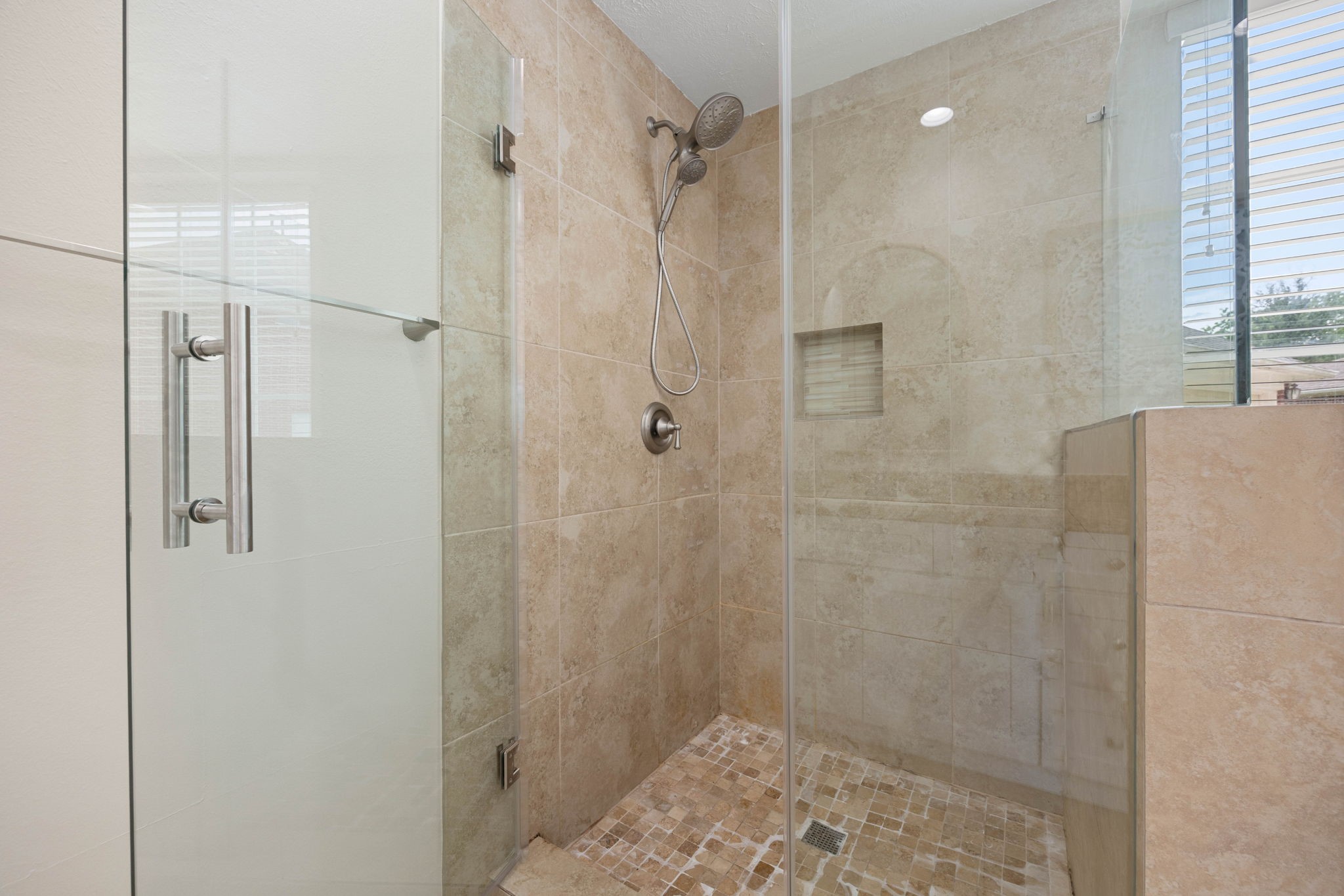 6335 Borg Breakpoint Drive Property Photo 24