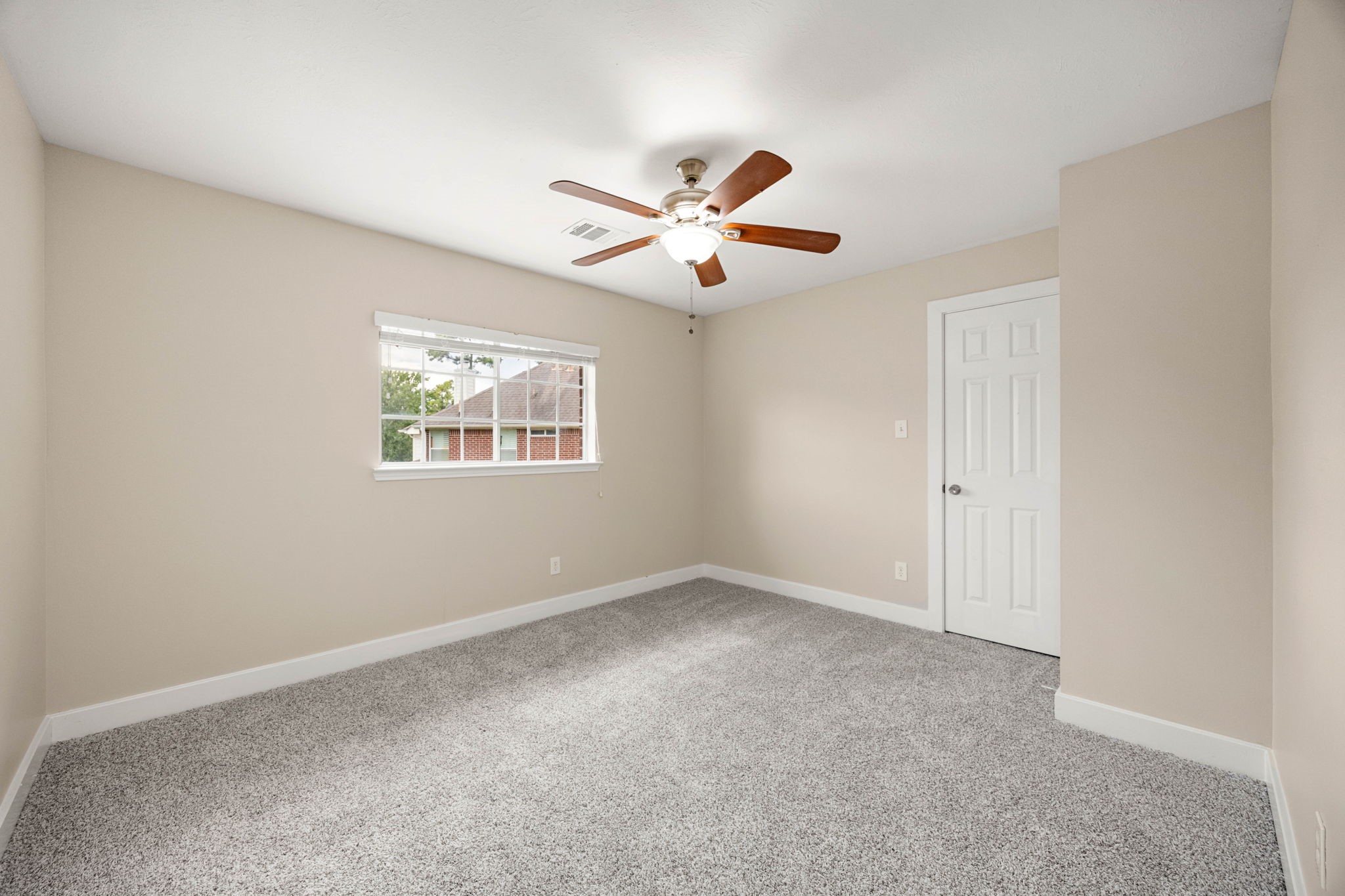 6335 Borg Breakpoint Drive Property Photo 29
