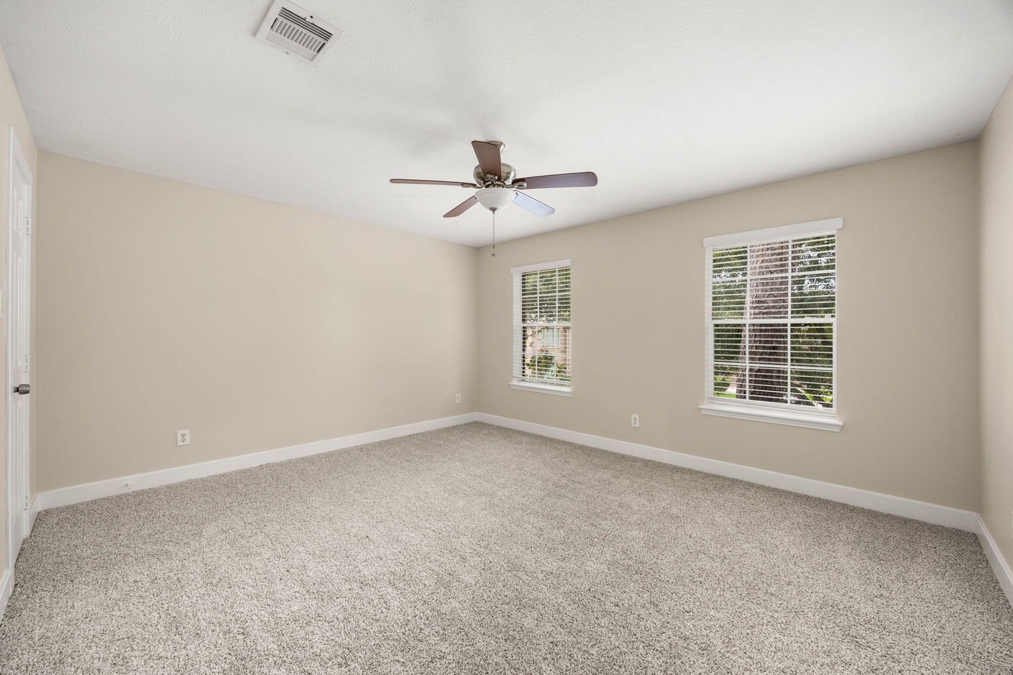 6335 Borg Breakpoint Drive Property Photo 30