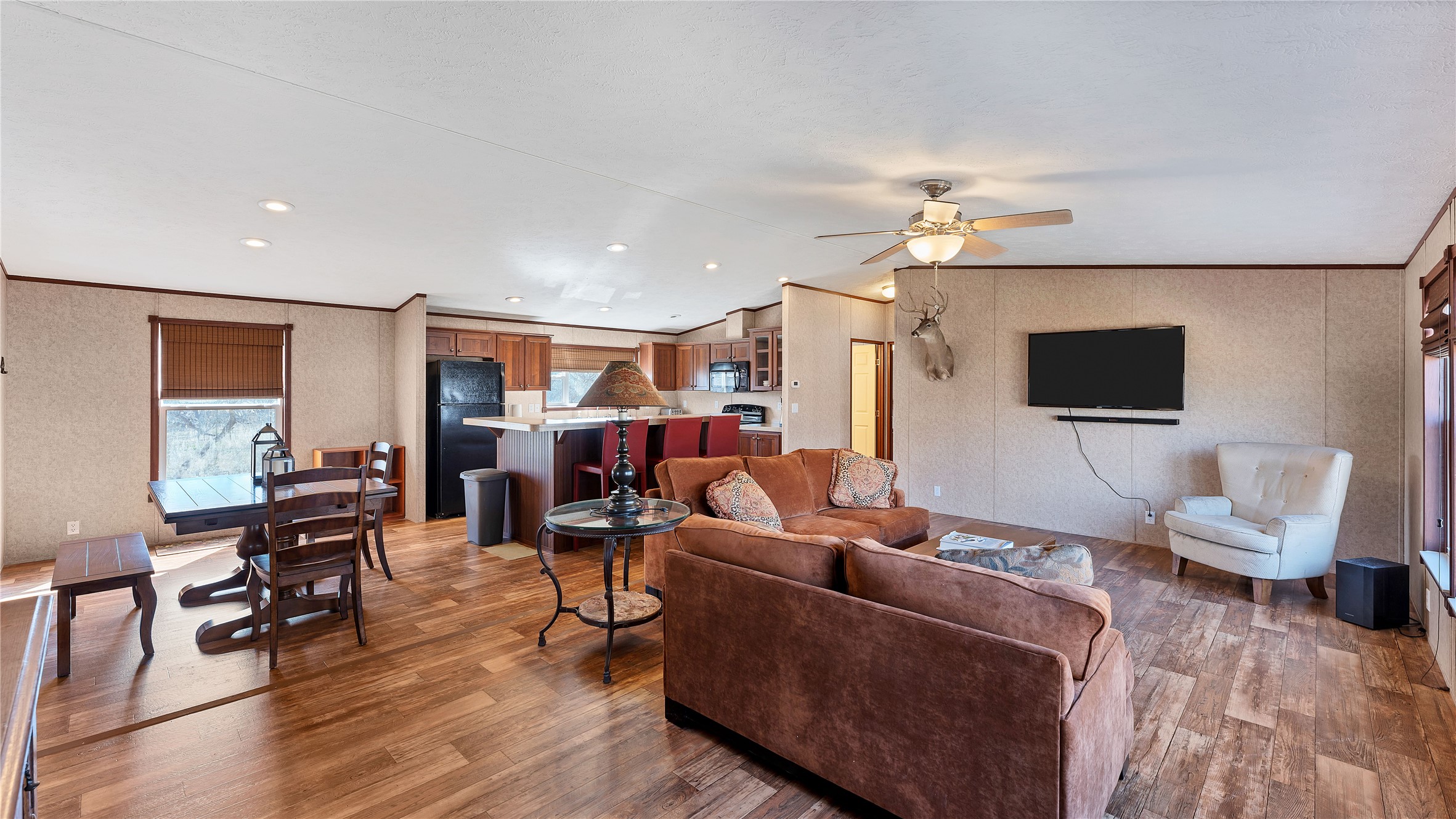 154 Cowboy Property Photo 11