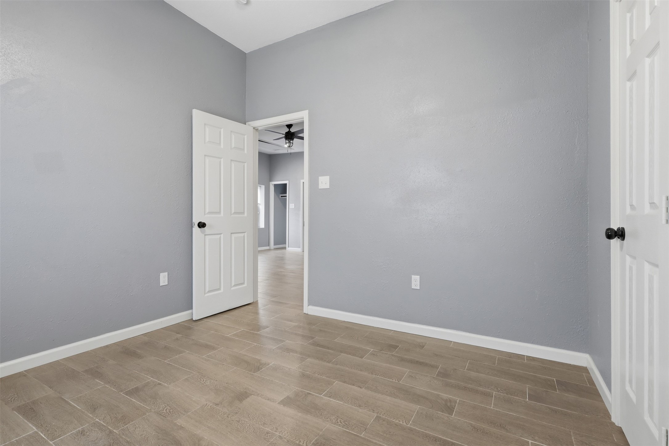 324 Johnson Street B Property Photo 14