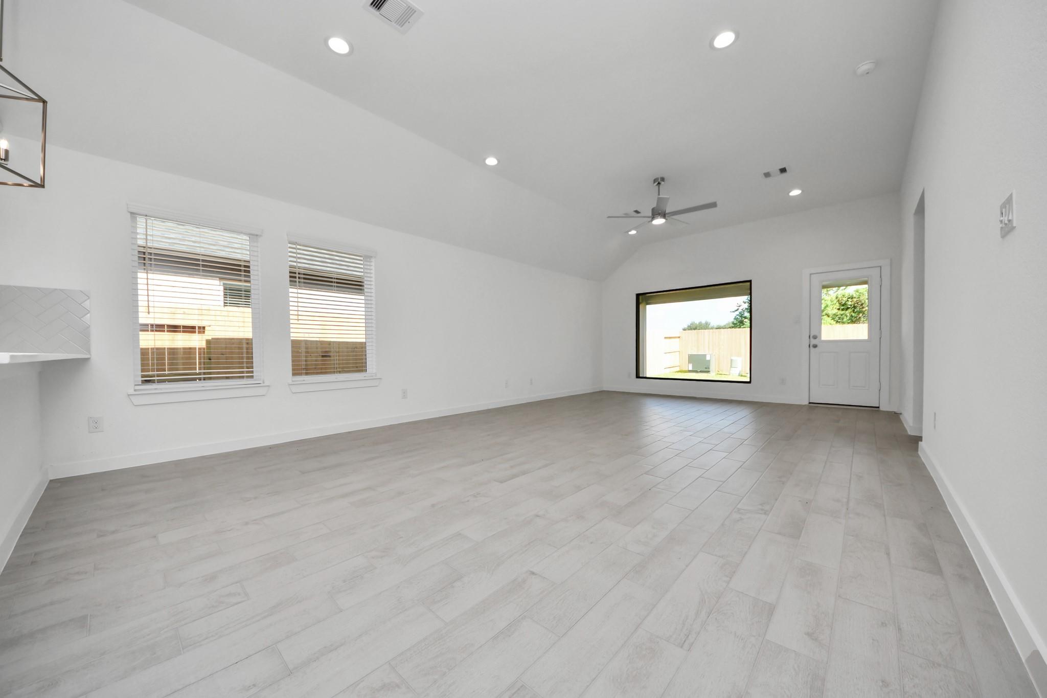 26391 Viva Drive, Magnolia Tx 77355 Property Photo 18