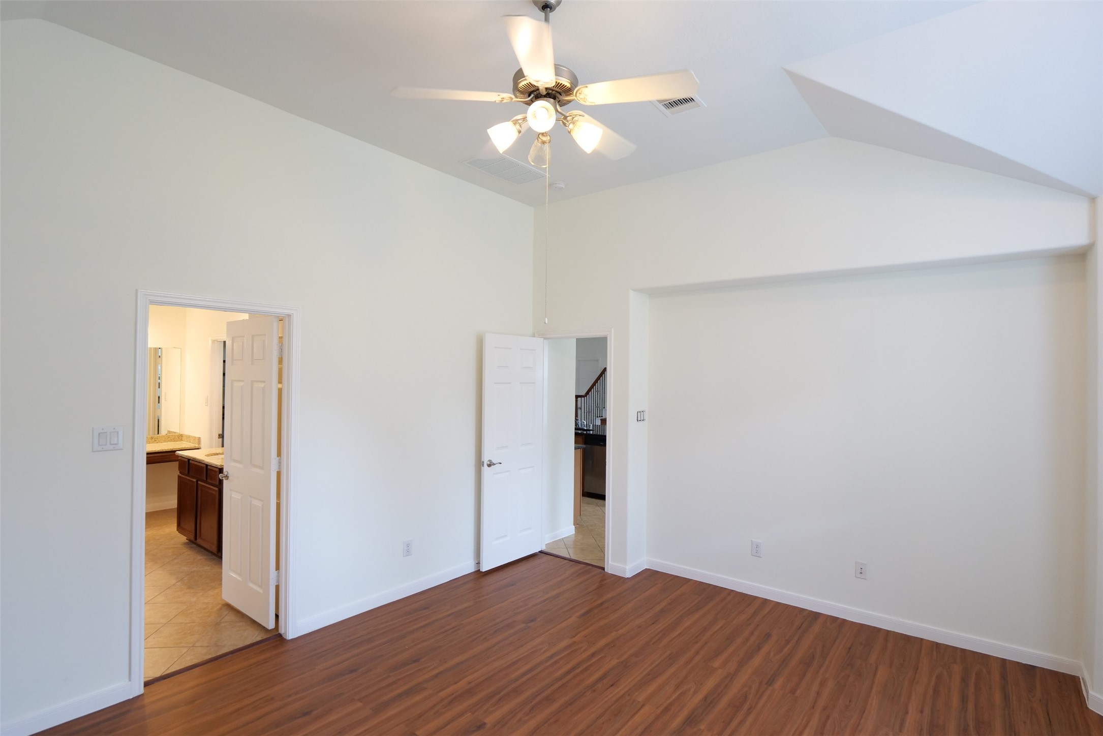 6119 Lakenshire Falls Lane Property Photo 17
