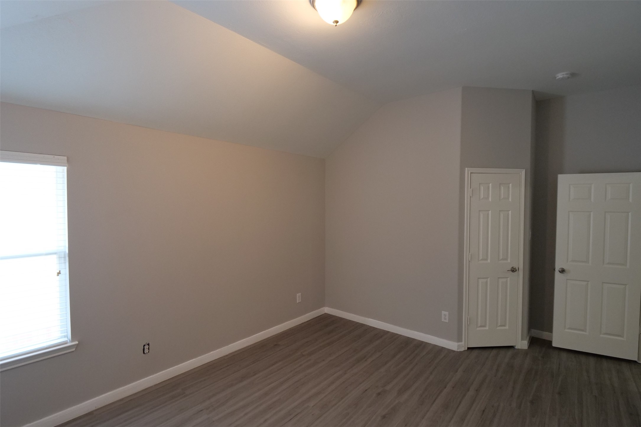 6119 Lakenshire Falls Lane Property Photo 26