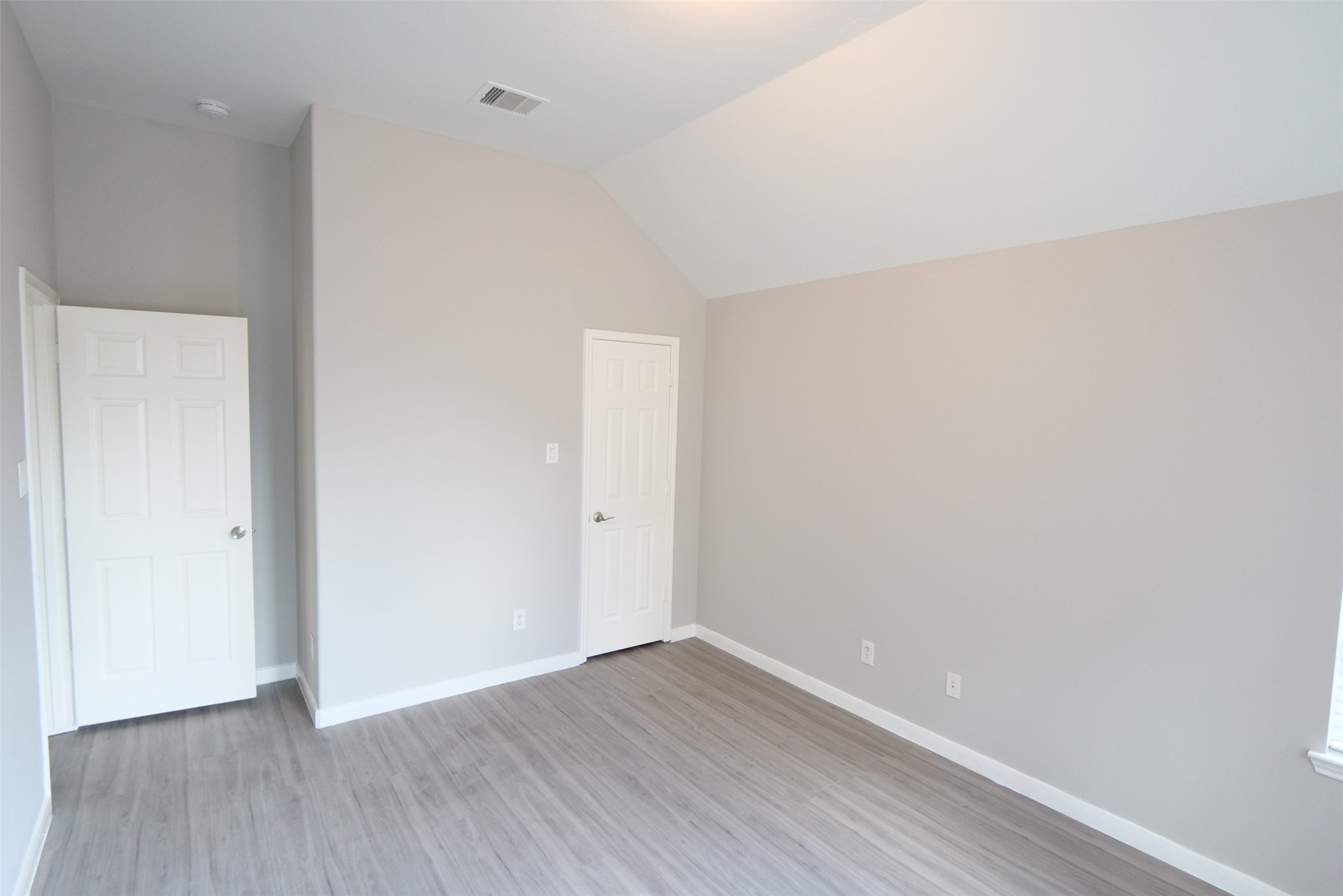 6119 Lakenshire Falls Lane Property Photo 28