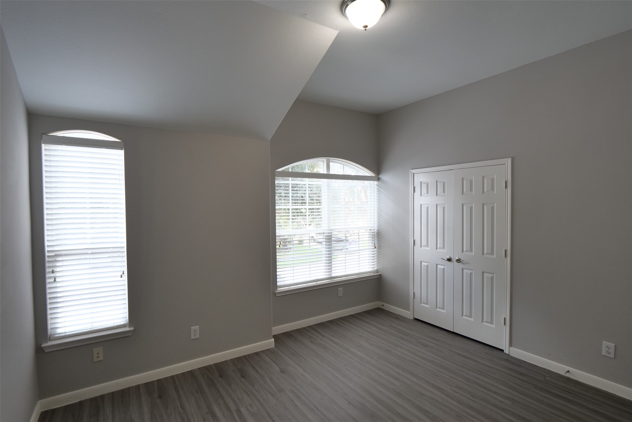 6119 Lakenshire Falls Lane Property Photo 30