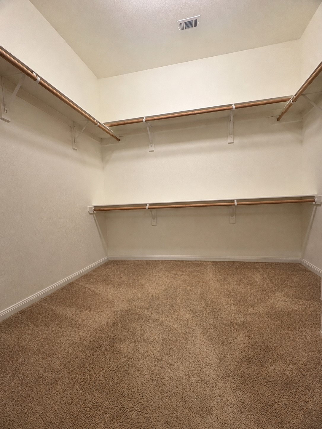 3606 Bright Moon Court Property Photo 13