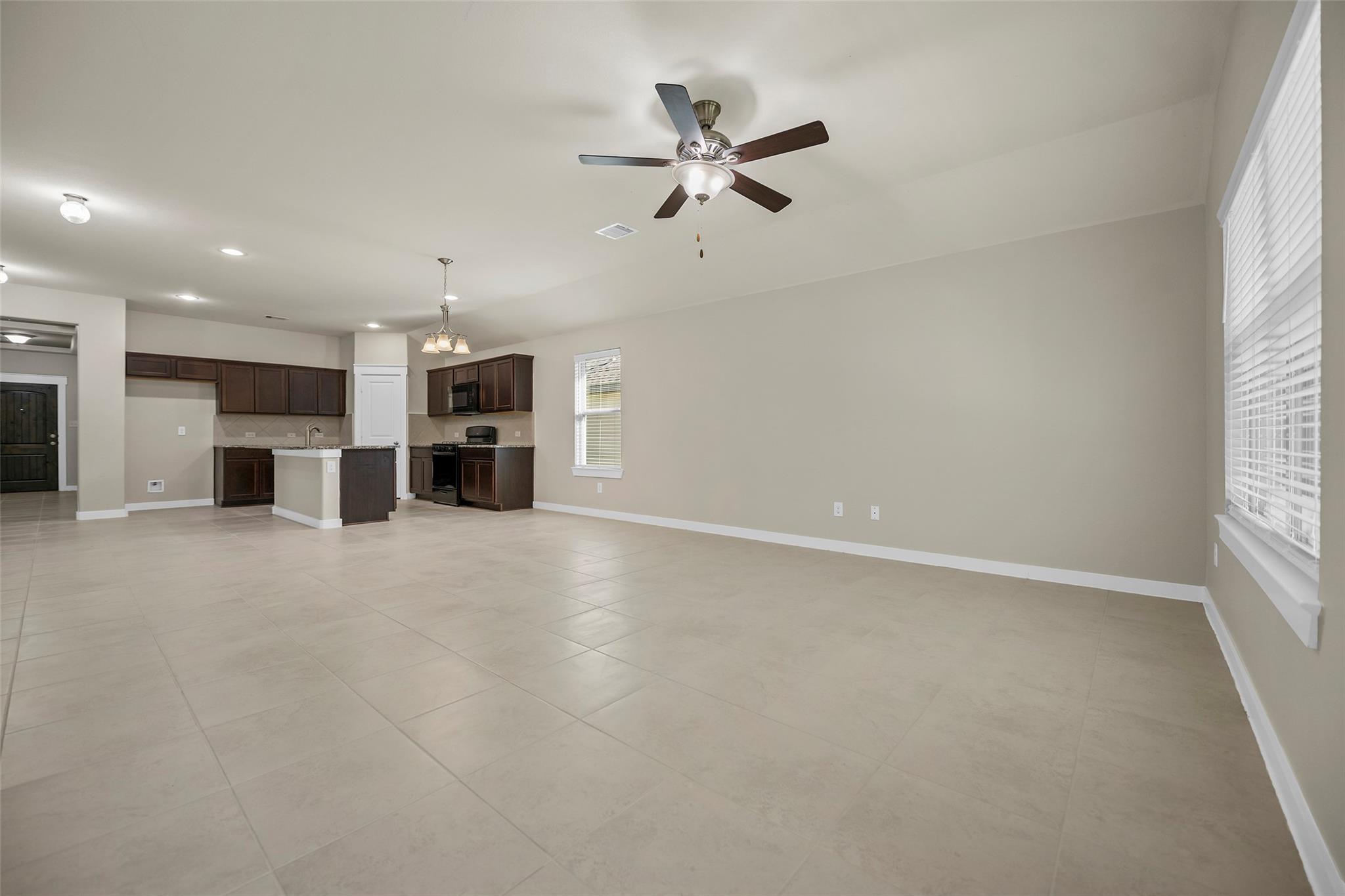 40315 S Hill Pass Property Photo 14