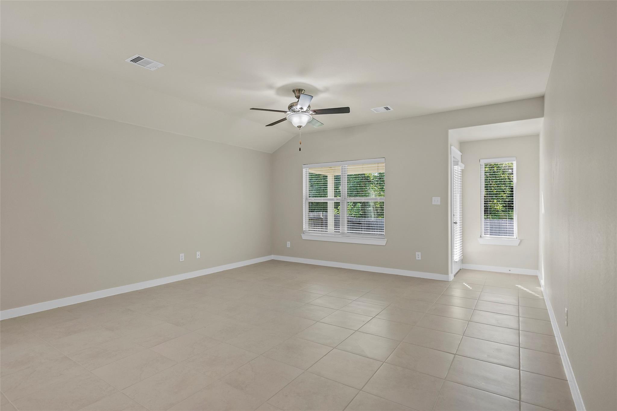 40315 S Hill Pass Property Photo 19