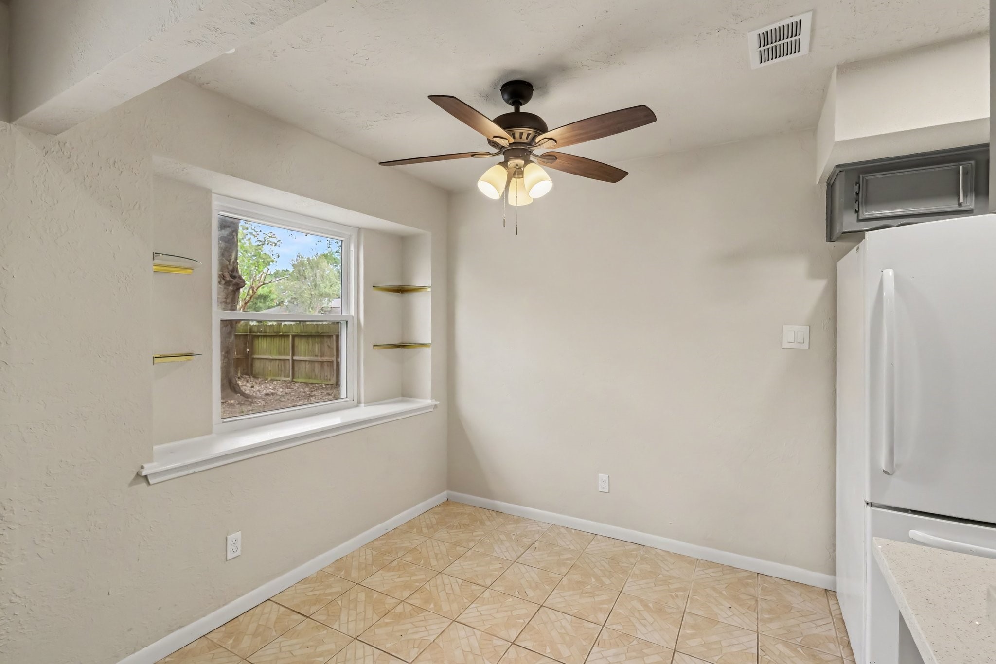 21902 Meadowhill Drive Property Photo 19