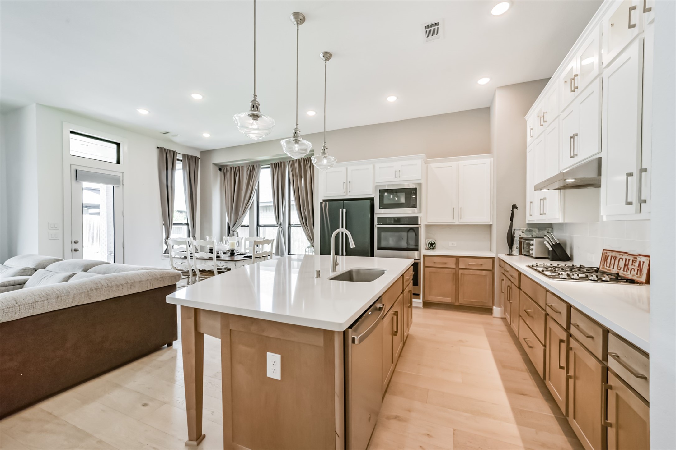 16911 Lupine Meadow Lane Property Photo 10