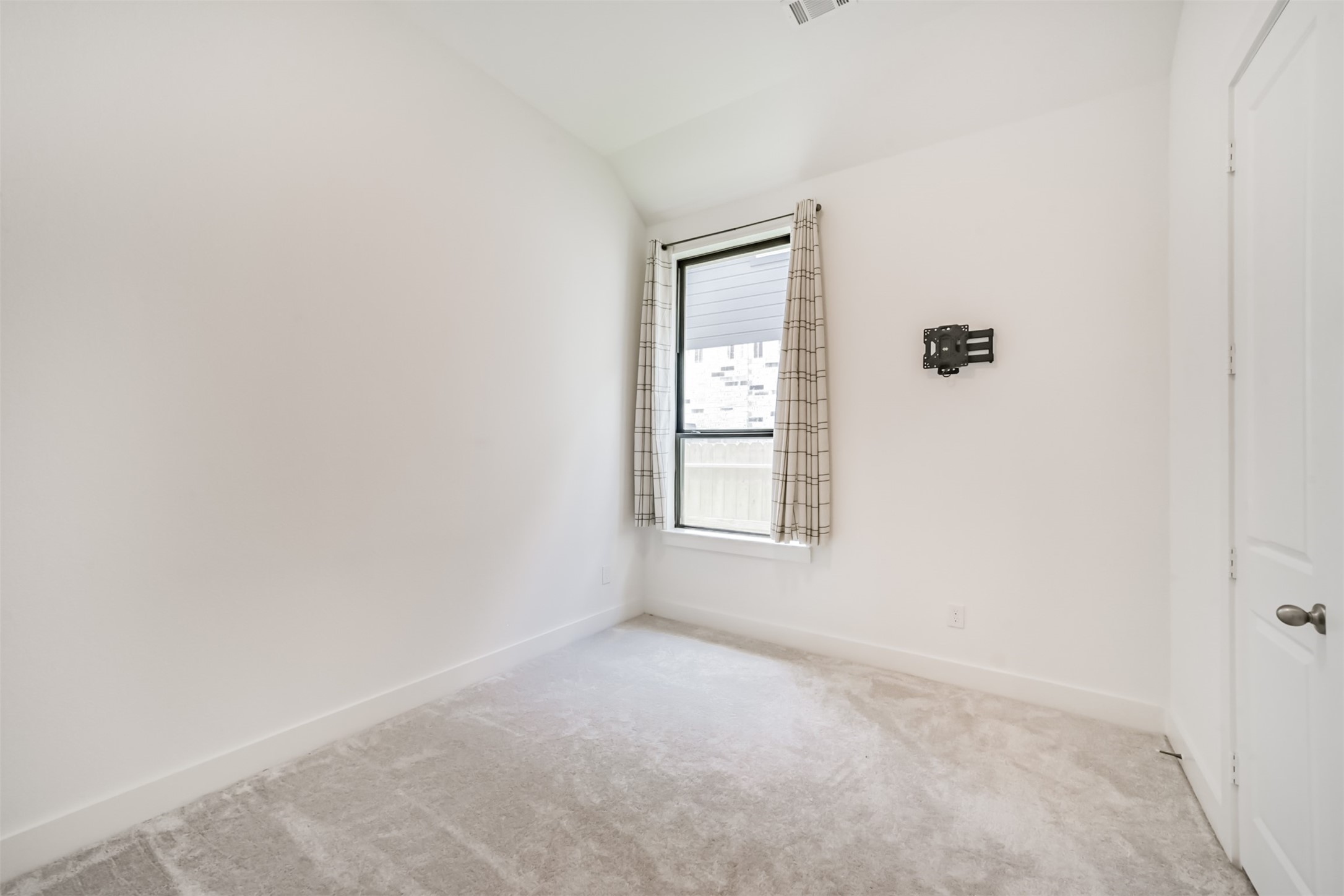 16911 Lupine Meadow Lane Property Photo 23