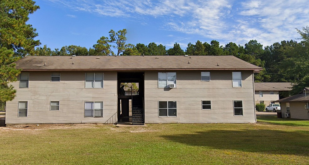 600 Vernon Trace Circle Property Photo 4