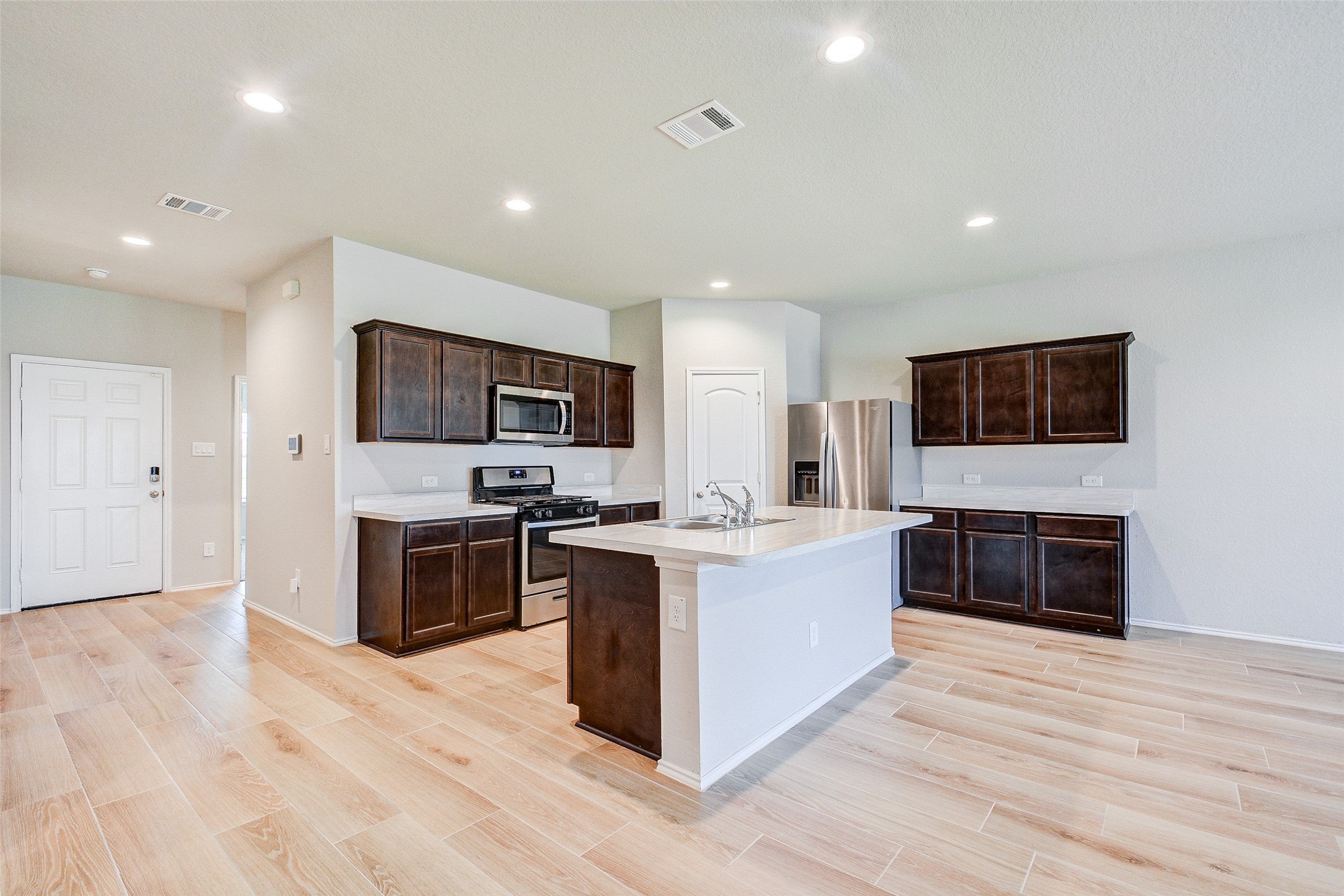 15348 Timber Preserve Lane Property Photo 7