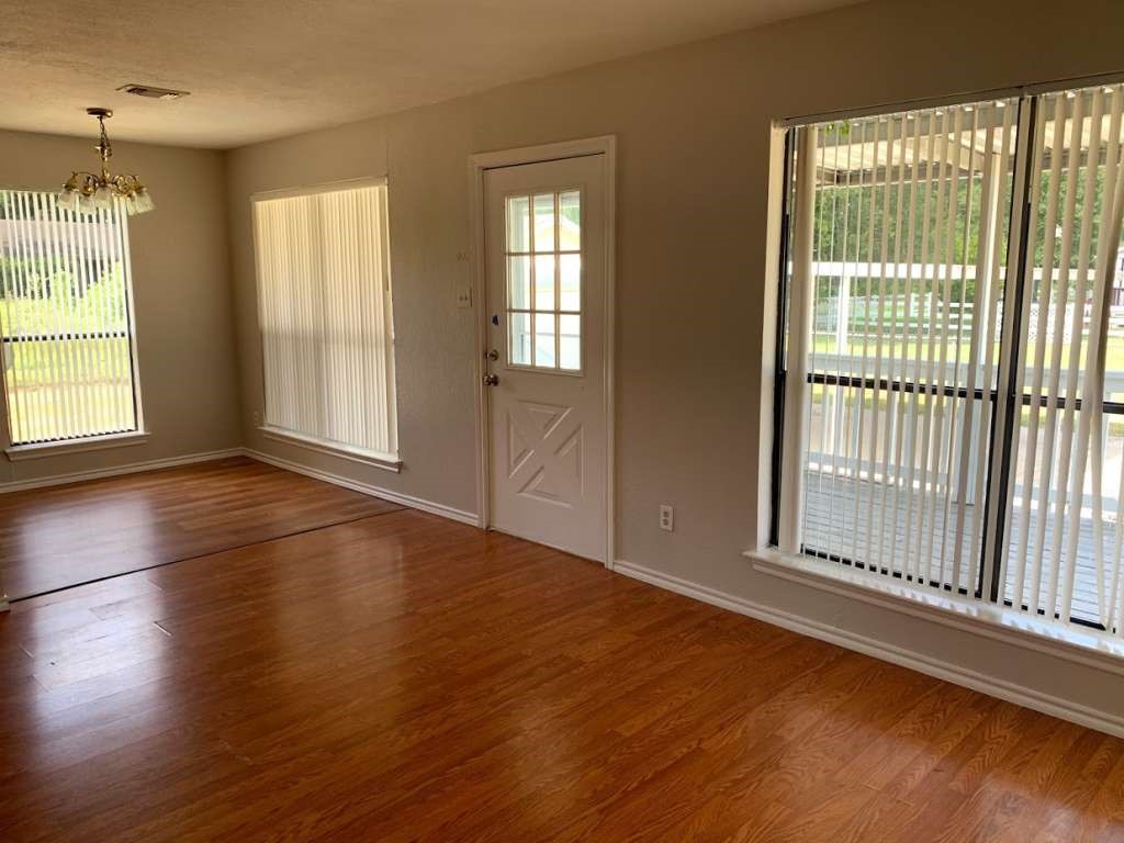 62 Laurel Court Property Photo 4