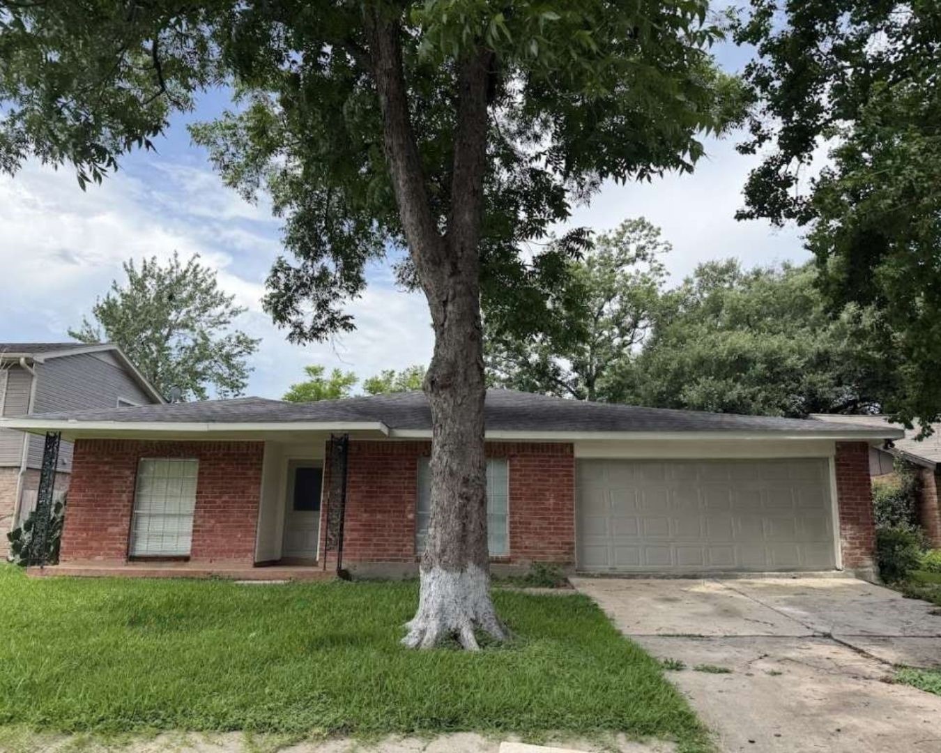 10422 Cedartowne Lane Property Photo 1
