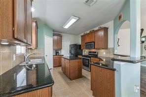 2823 Lakecrest Forest Drive Property Photo 5