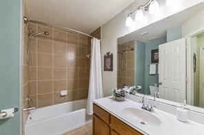 2823 Lakecrest Forest Drive Property Photo 11