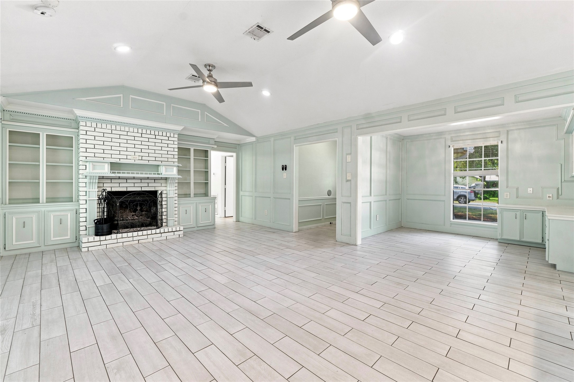 3450 Gary Lane Property Photo 5