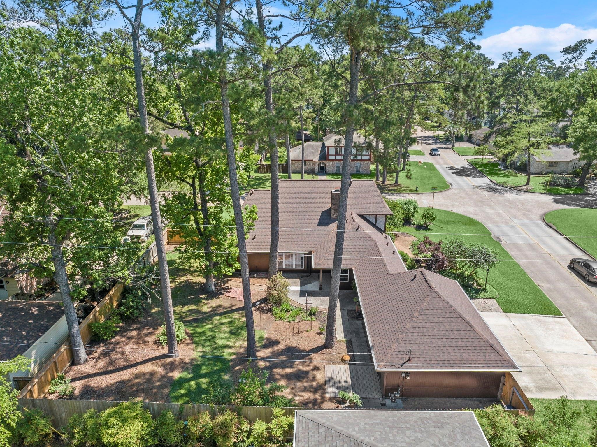 518 Magic Oaks Drive Property Photo 11