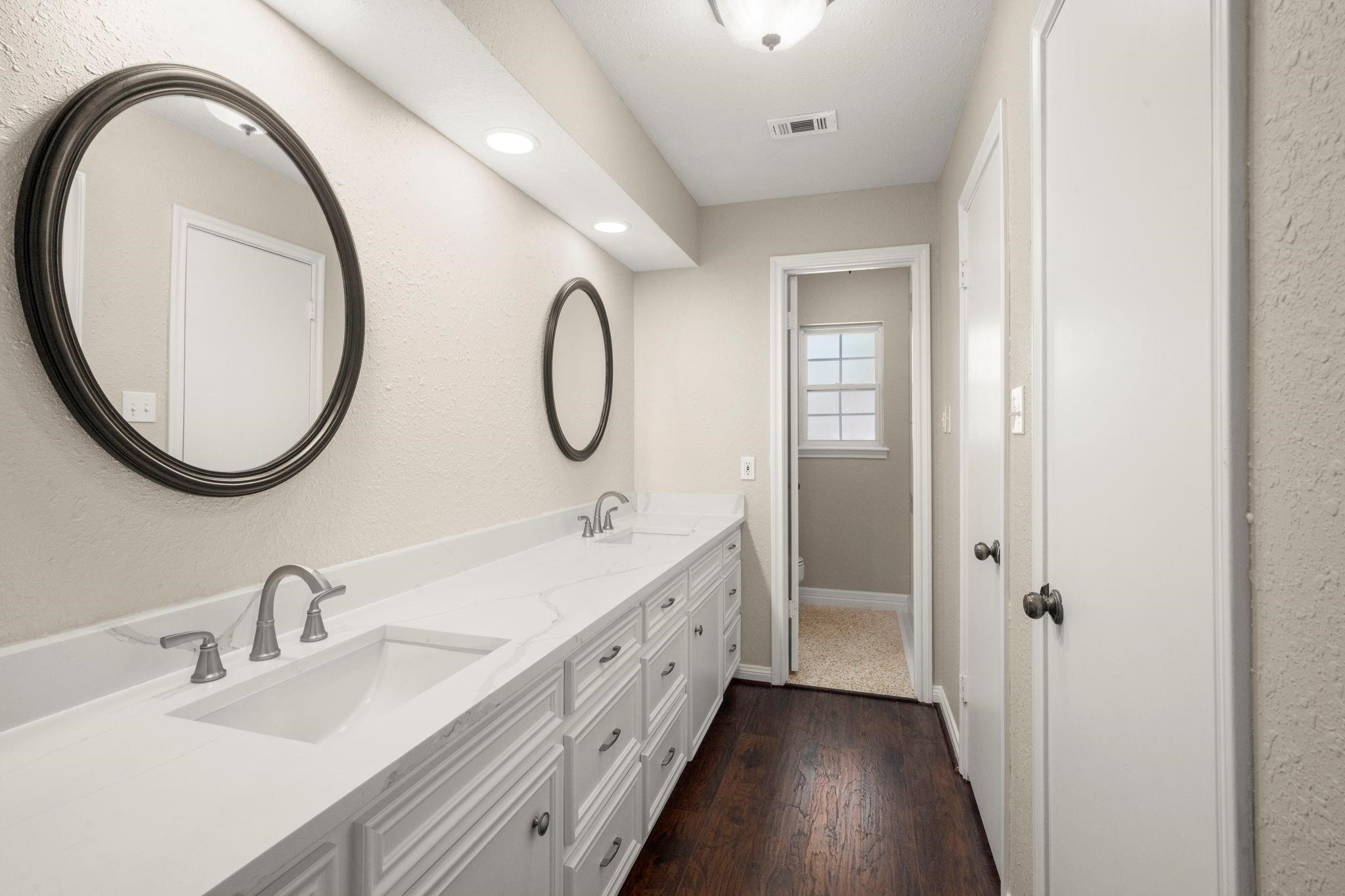 518 Magic Oaks Drive Property Photo 31