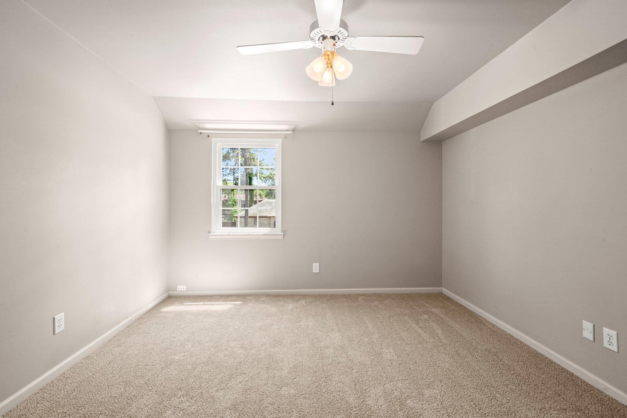 518 Magic Oaks Drive Property Photo 35