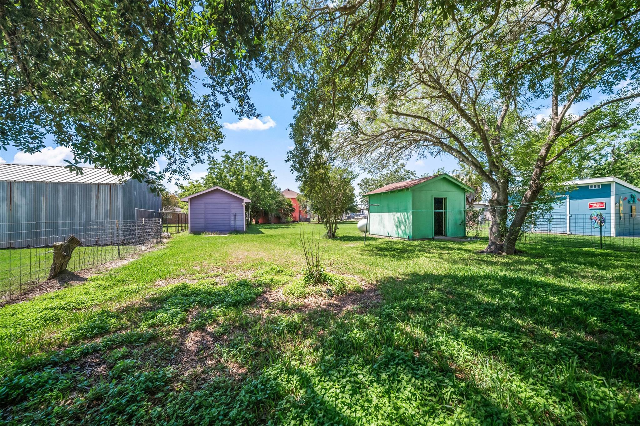 307 Center Street Property Photo 6