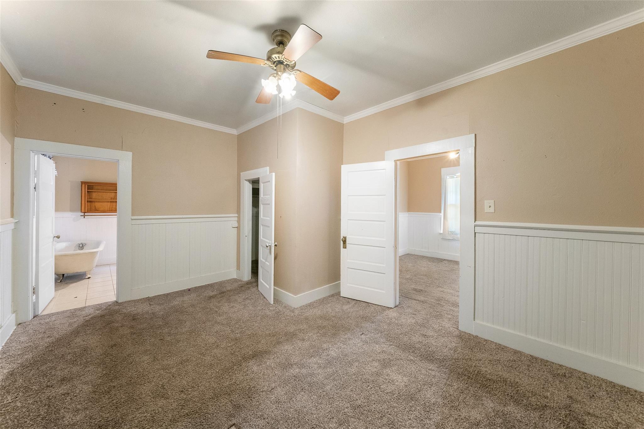 307 Center Street Property Photo 27
