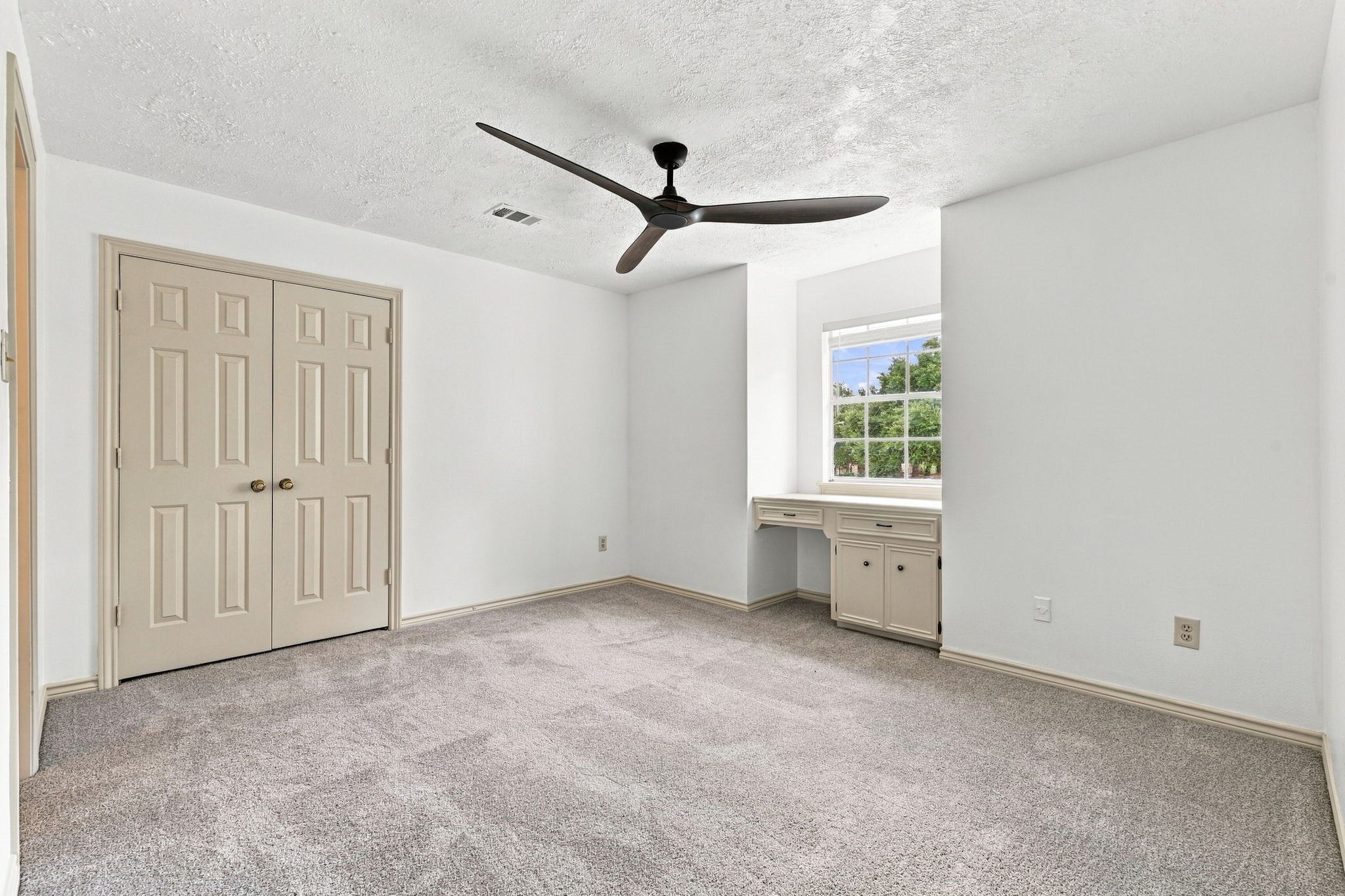 15407 Dawn Meadows Drive Property Photo 25
