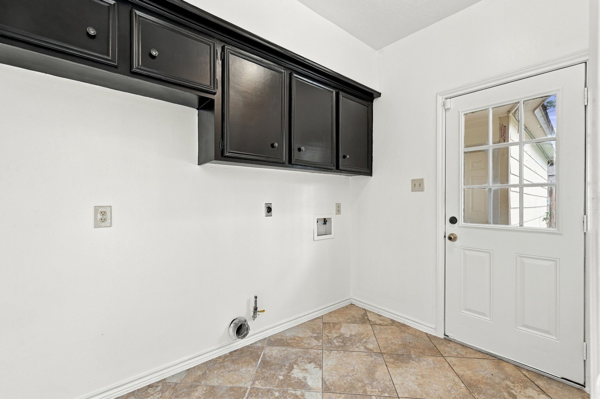 15407 Dawn Meadows Drive Property Photo 33