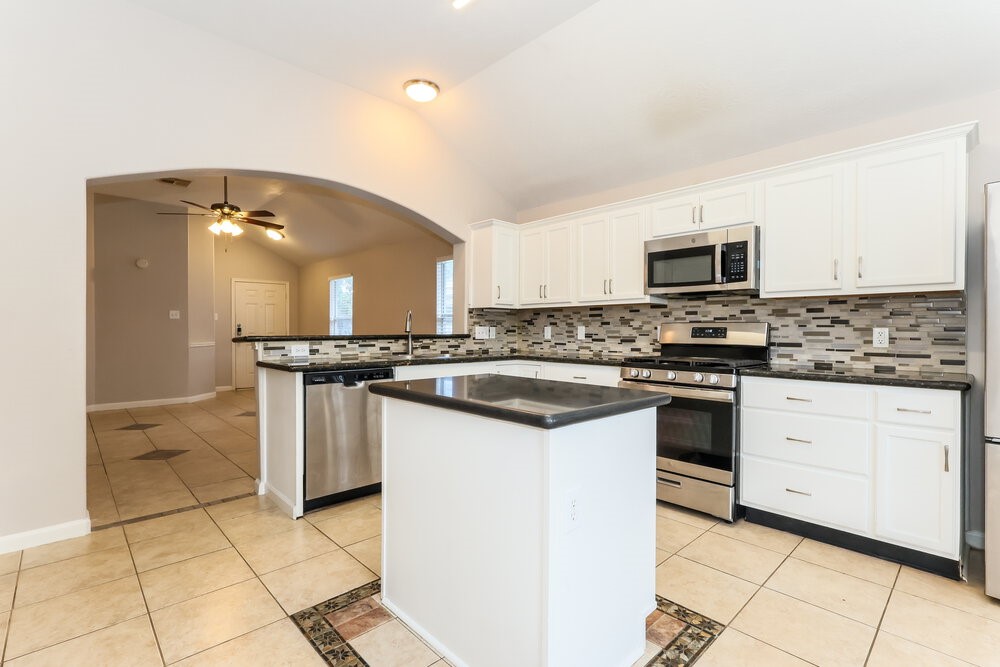 3426 Owl Crossing Lane Property Photo 5