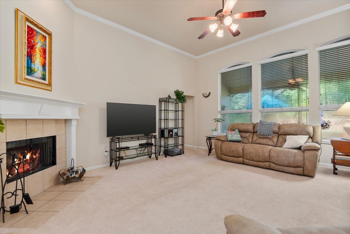 903 Douglas Fir Drive Property Photo 10