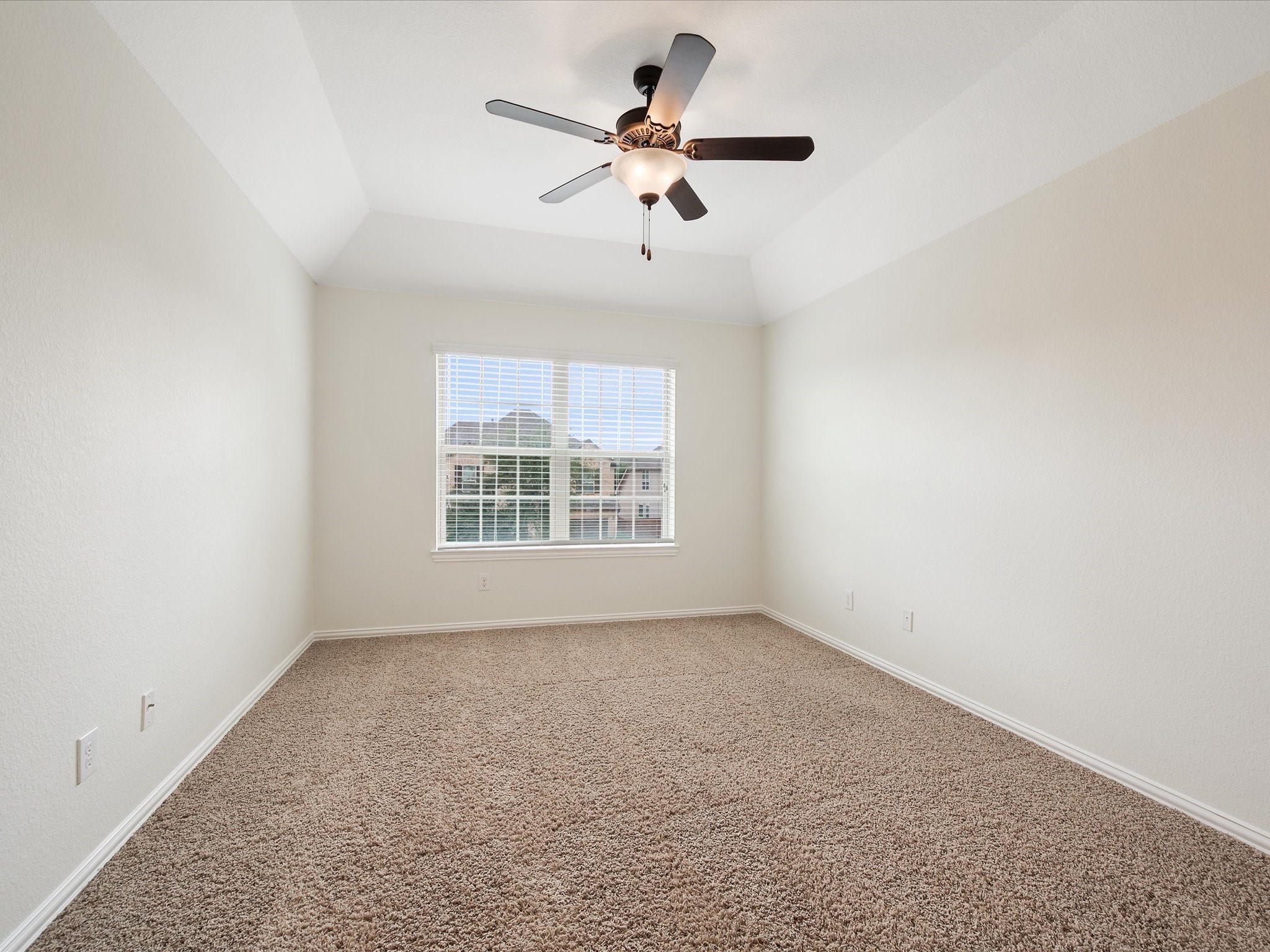 17218 Milrig Court Property Photo 27