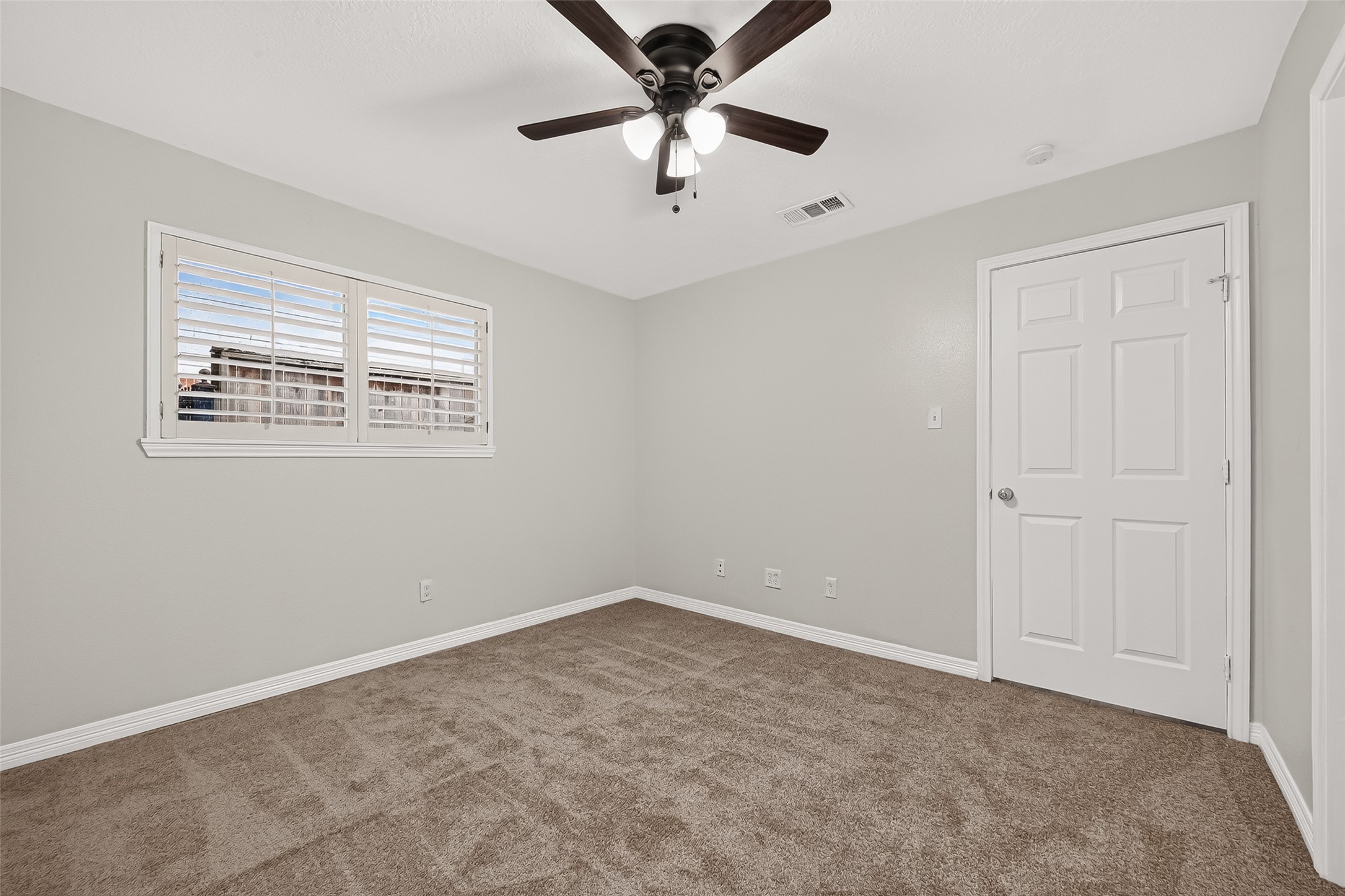 4711 Eagle Trail Drive Property Photo 19