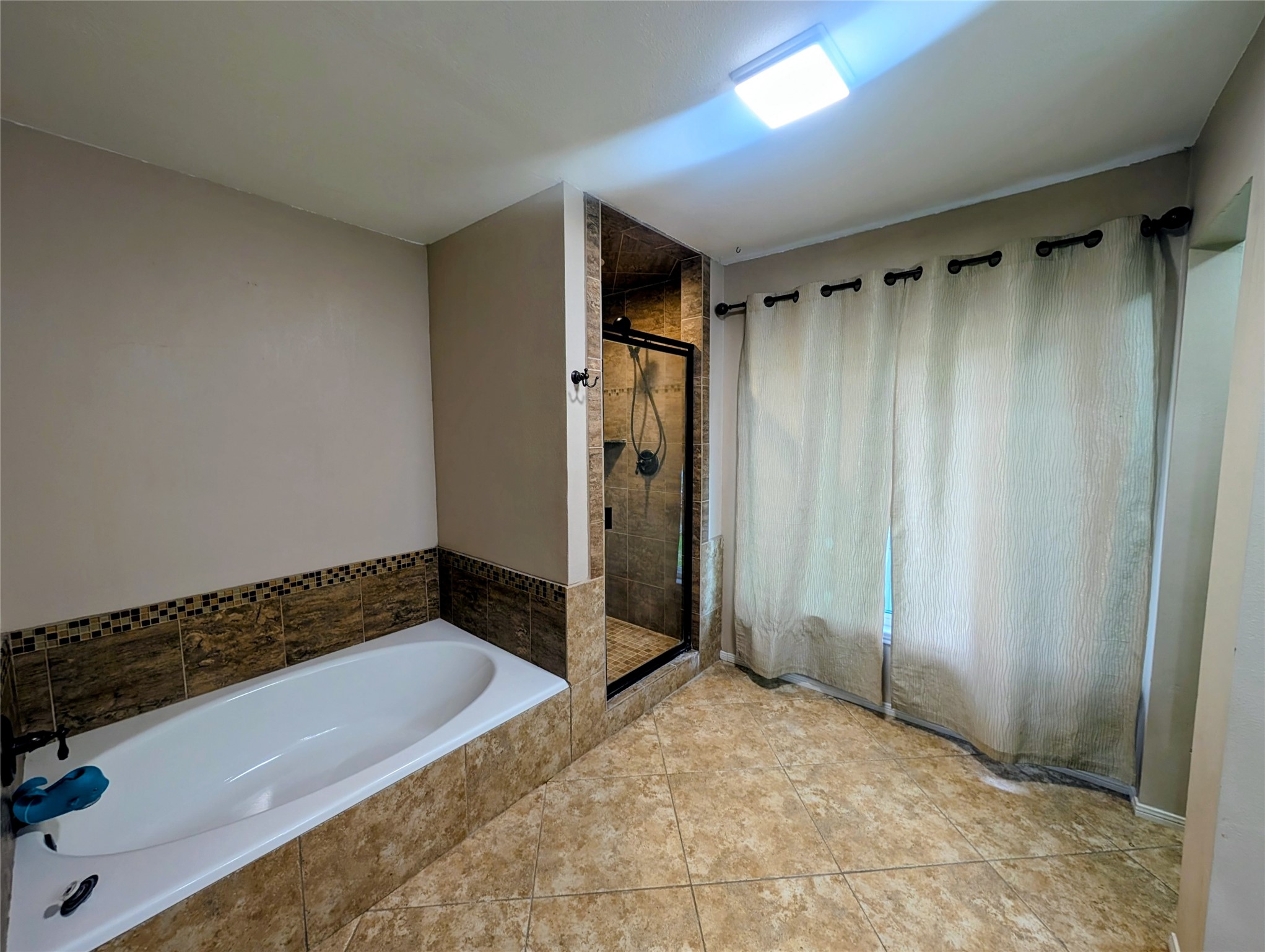 12506 Mill Ridge Drive Property Photo 15