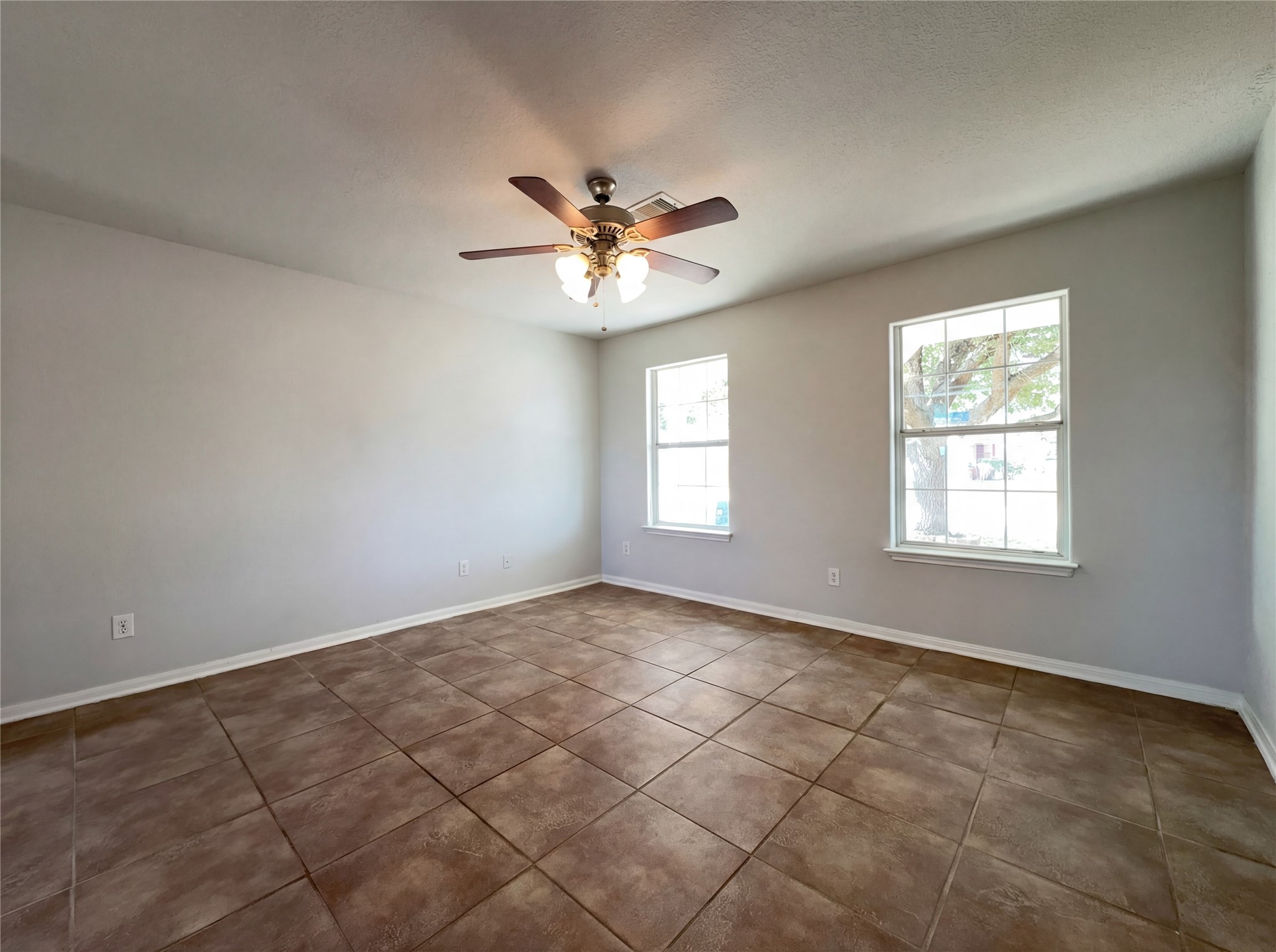 2310 Redfish Drive Property Photo 3