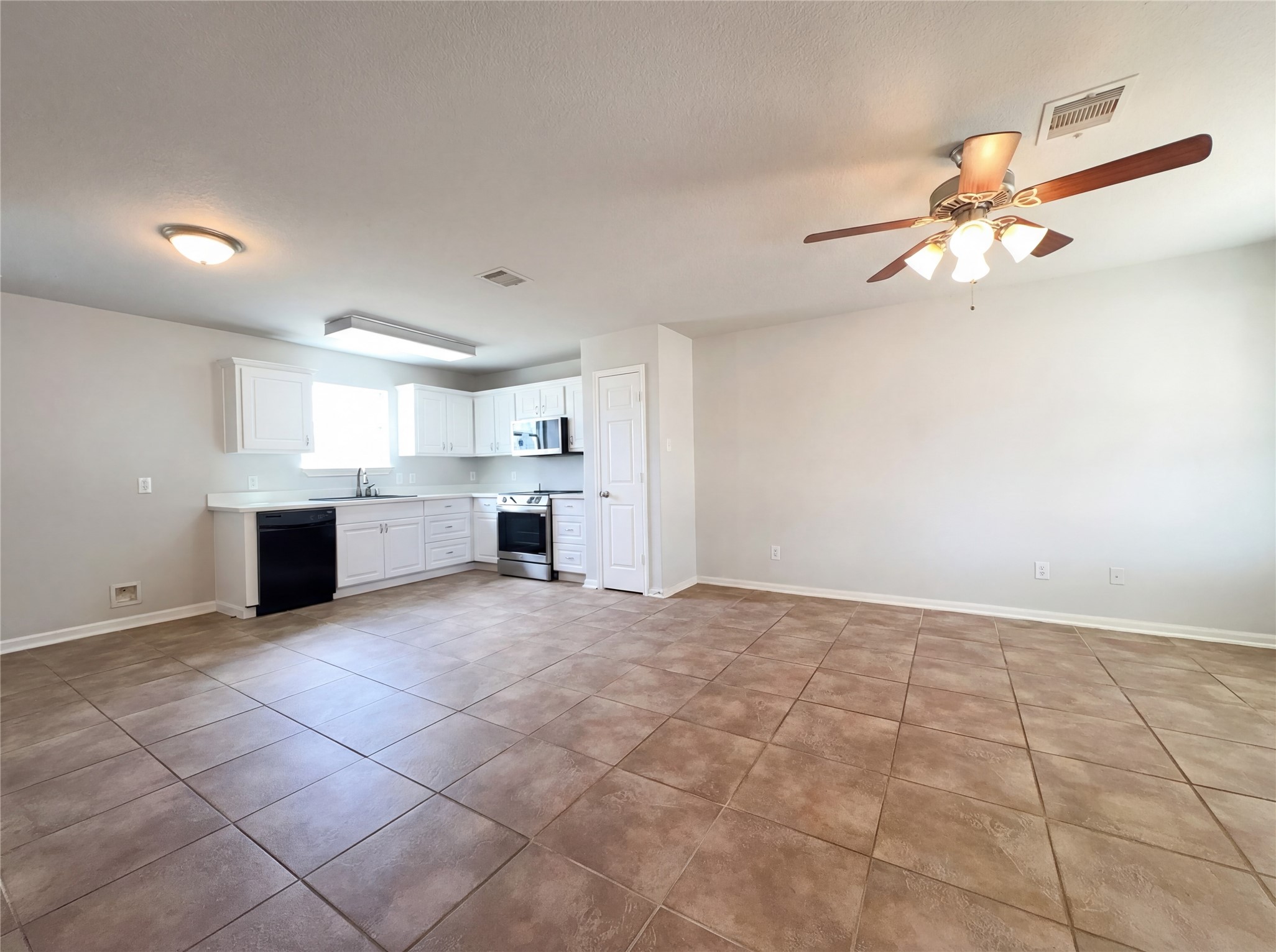 2310 Redfish Drive Property Photo 7
