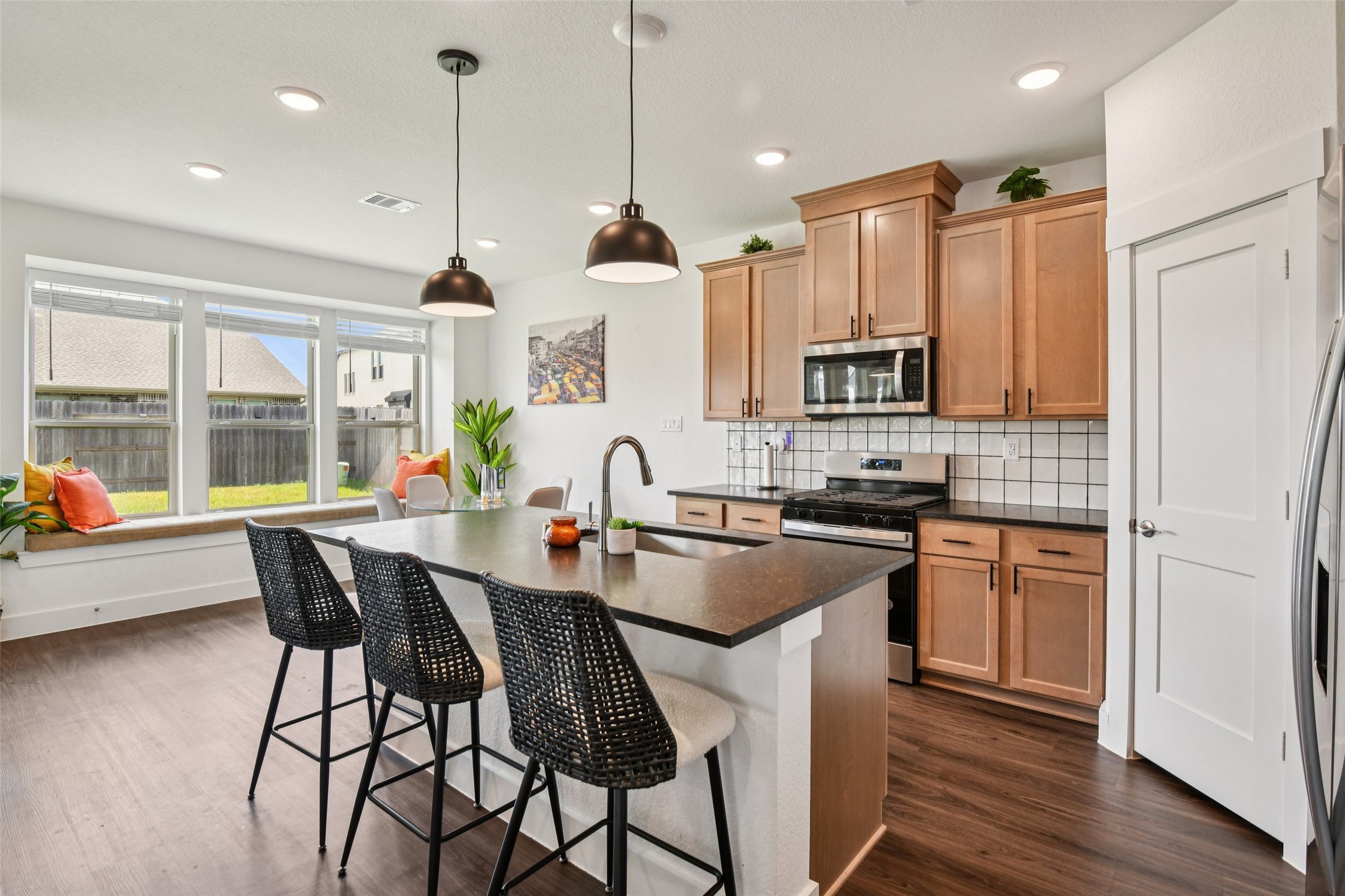 4806 Sand Clouds Drive Property Photo 10
