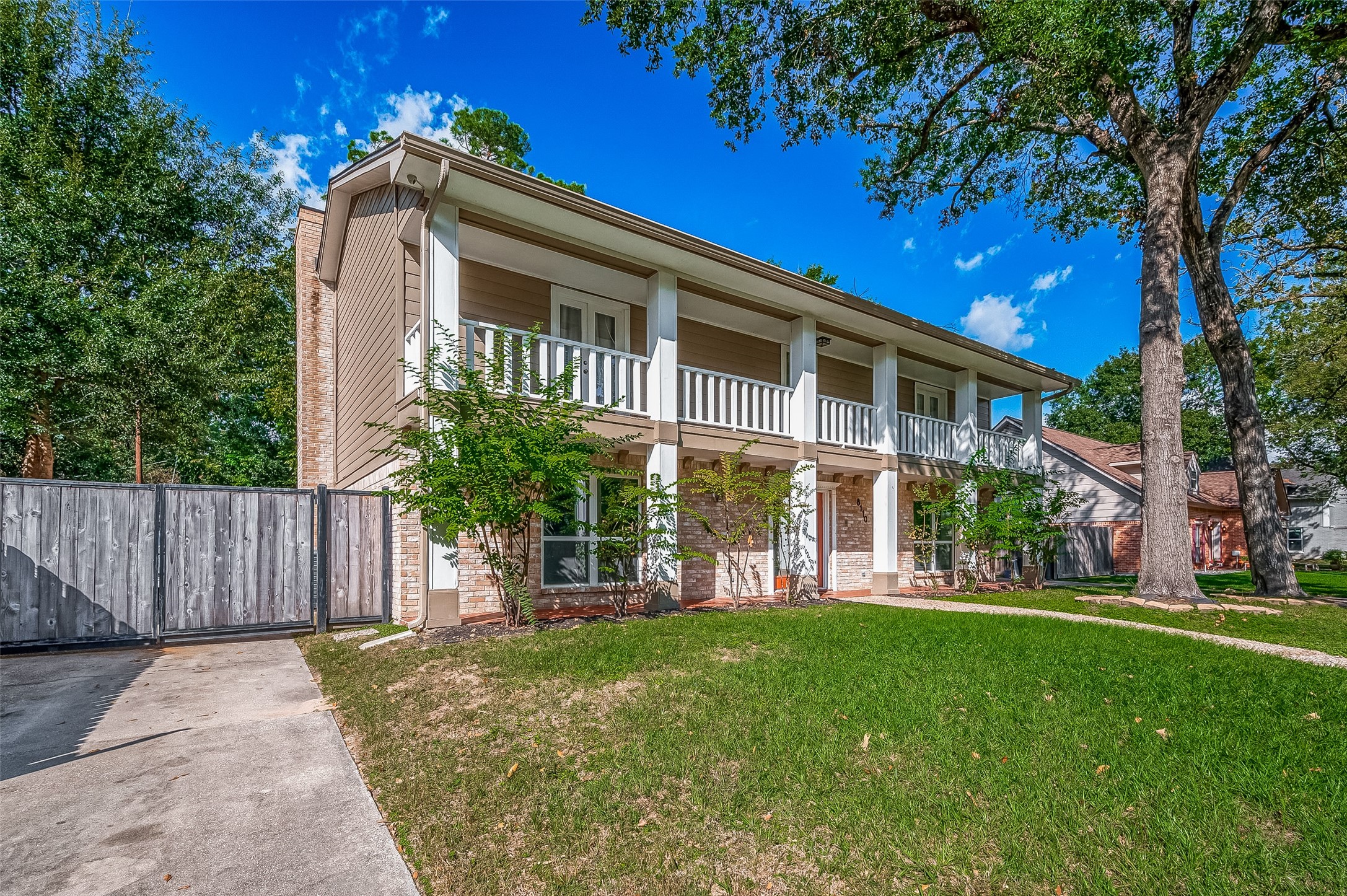 8110 Bent Oak Lane Property Photo 1