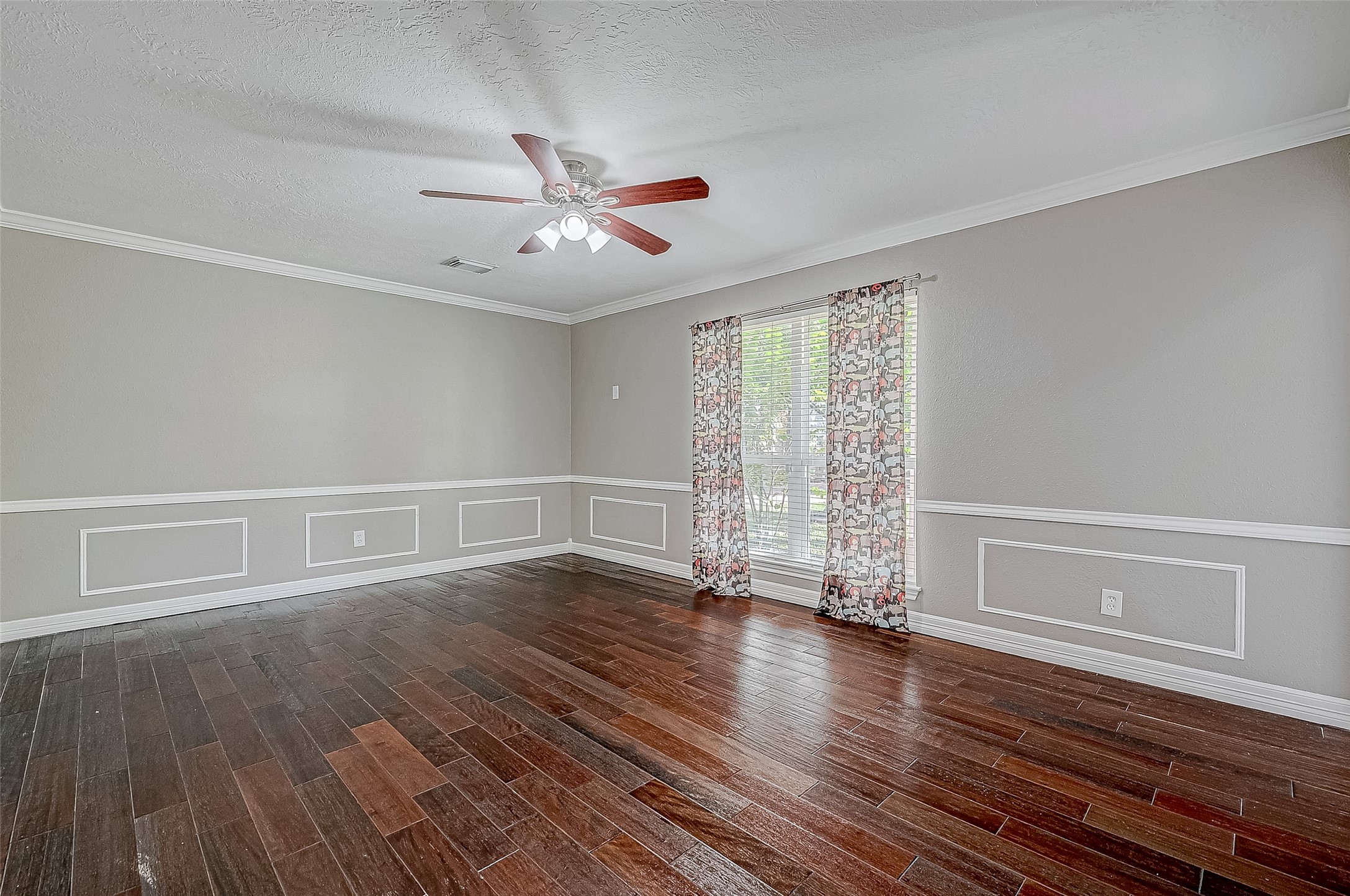 8110 Bent Oak Lane Property Photo 7