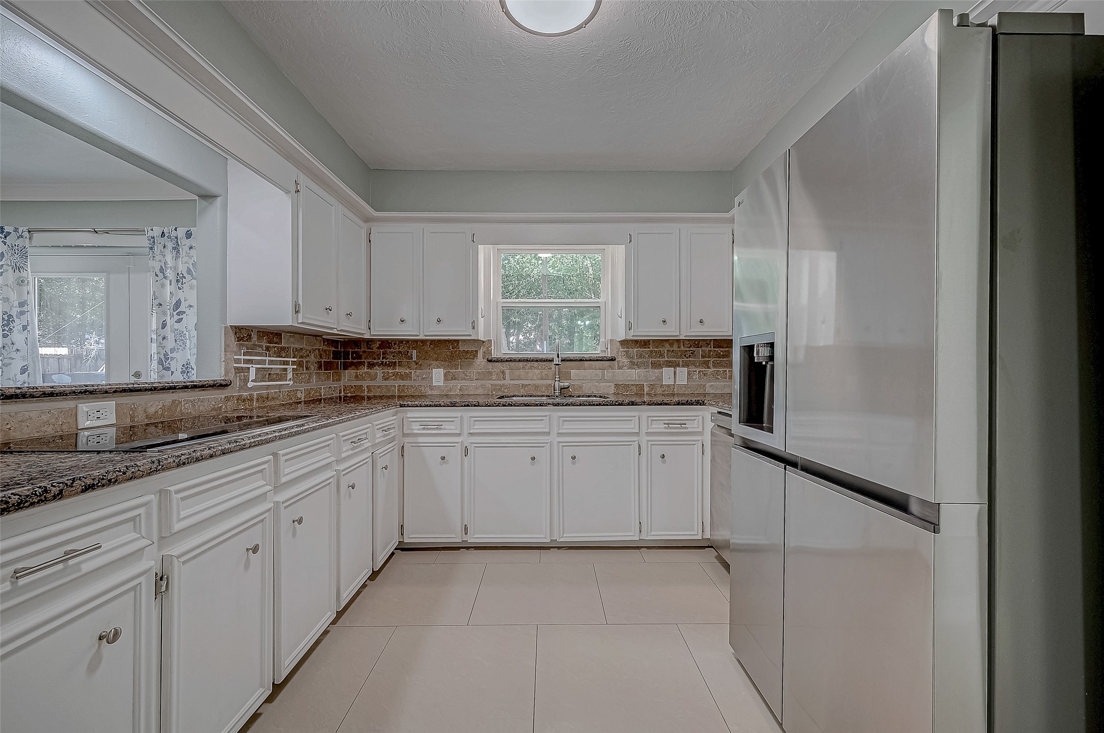 8110 Bent Oak Lane Property Photo 16